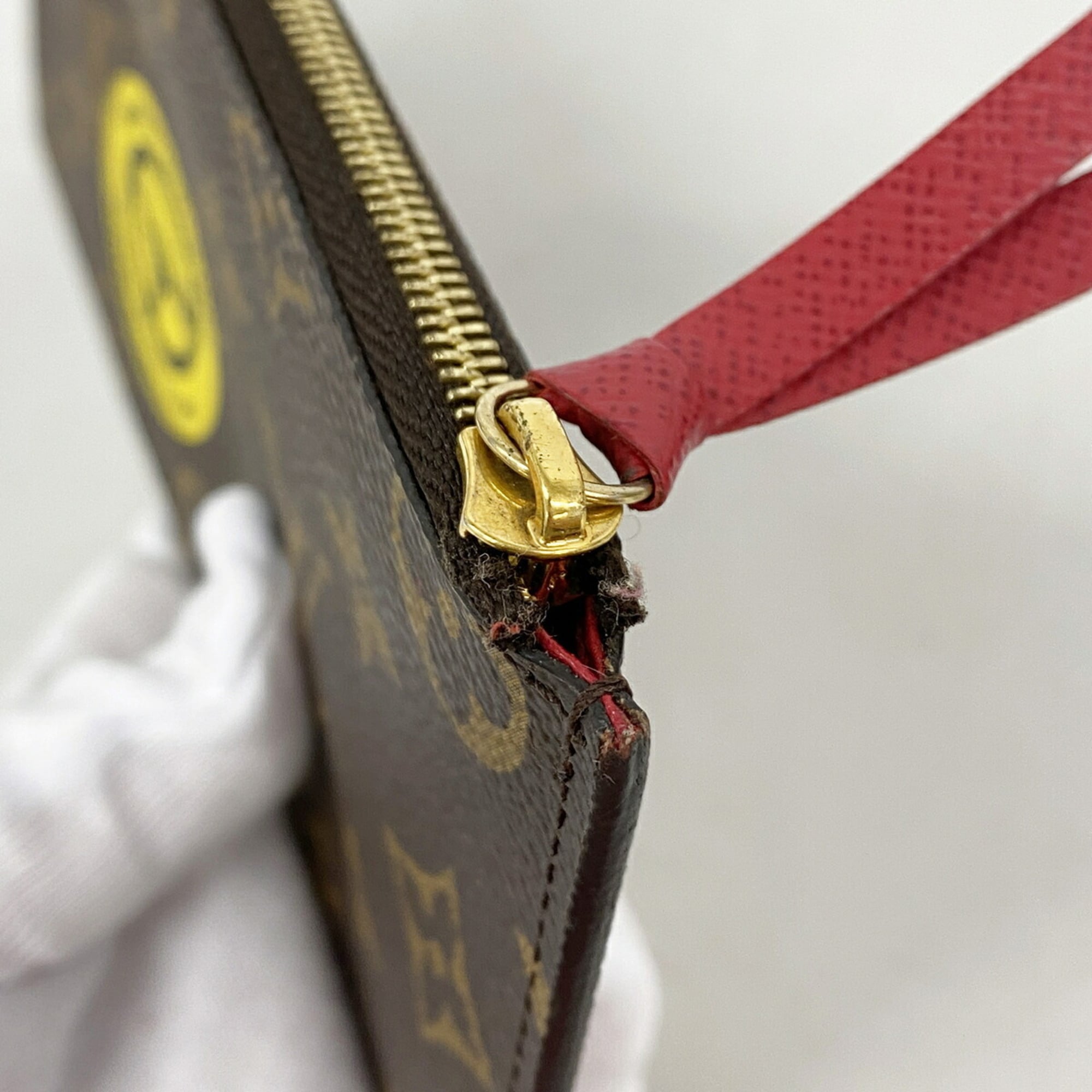 Louis Vuitton Brown Chain/Shoulder Wallet (Pre-Owned)