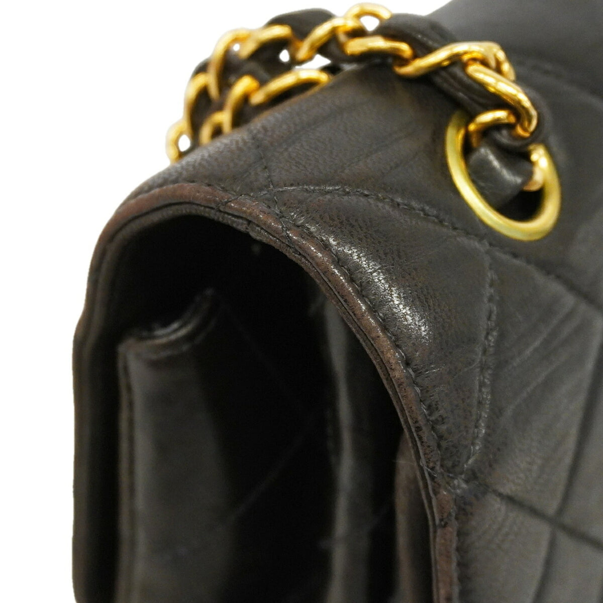 Chanel Black Leather Shoulder Bag (Pre-Owned)