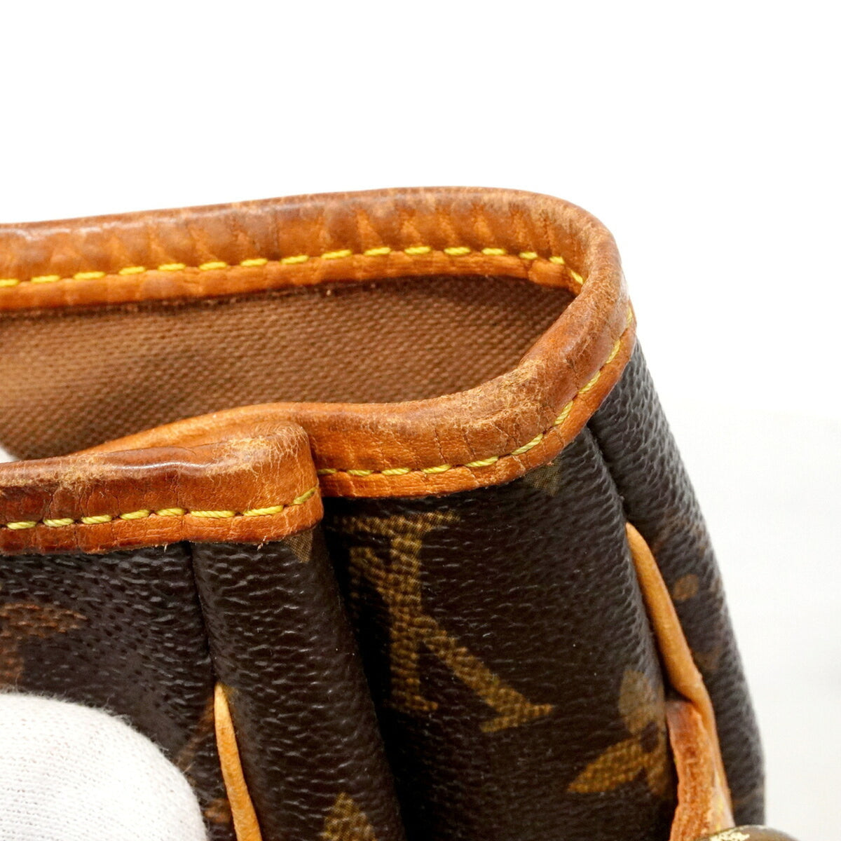 Louis Vuitton Brown Handbag (Pre-Owned)