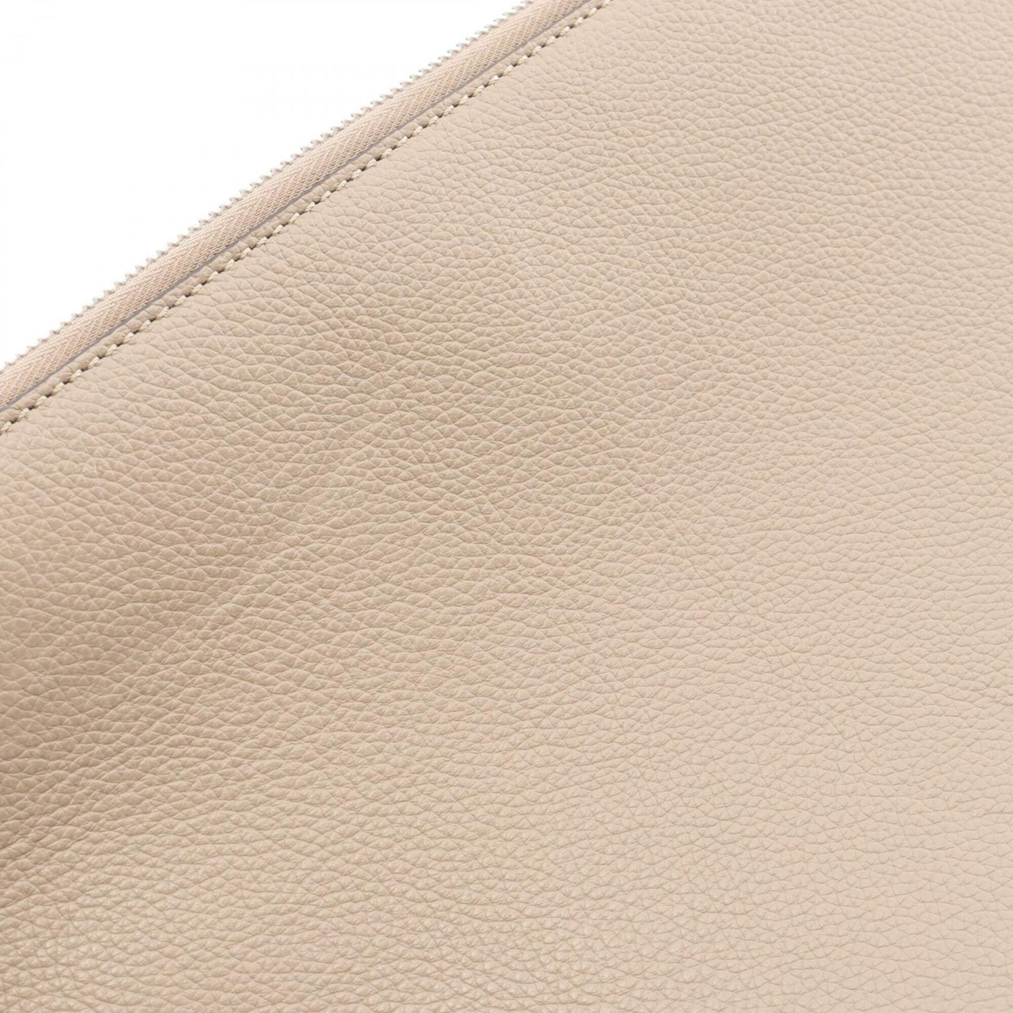 Fendi Beige Leather Clutch Bag (Pre-Owned)