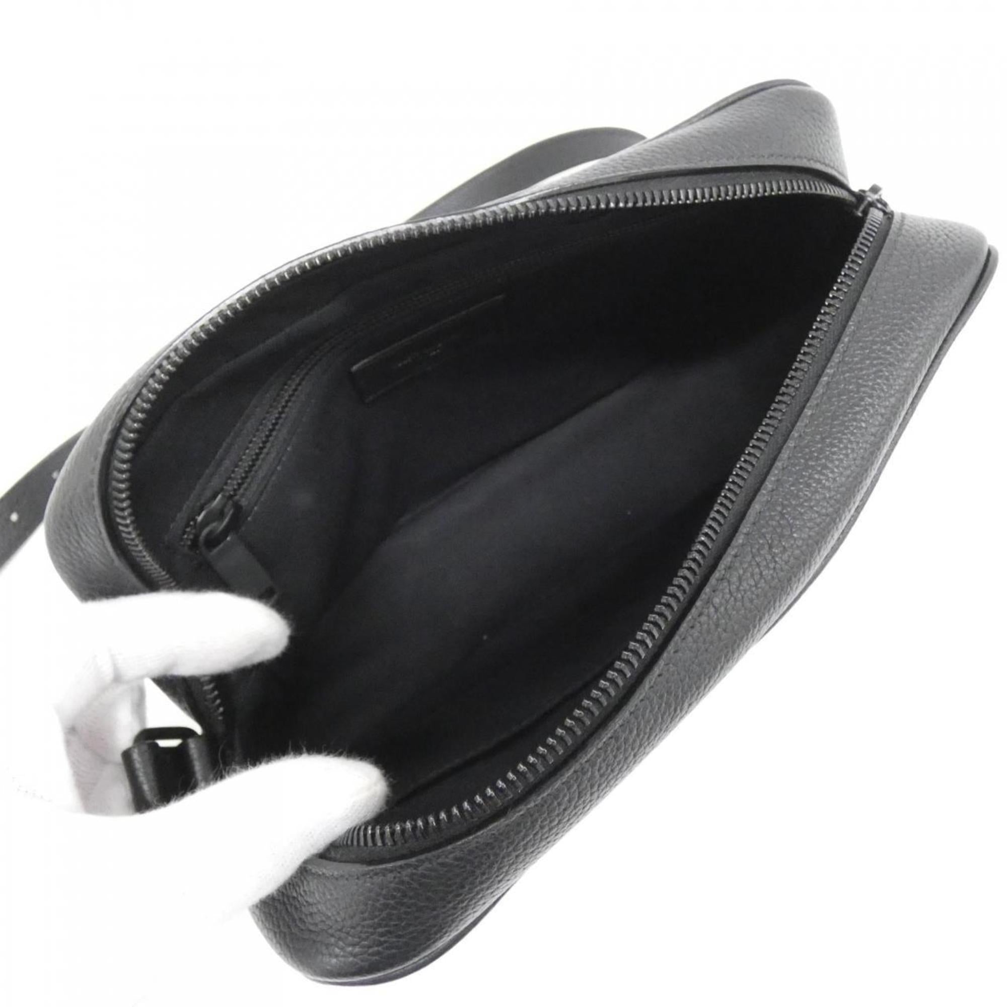 Saint Laurent Black Leather Shoulder Bag (Pre-Owned)