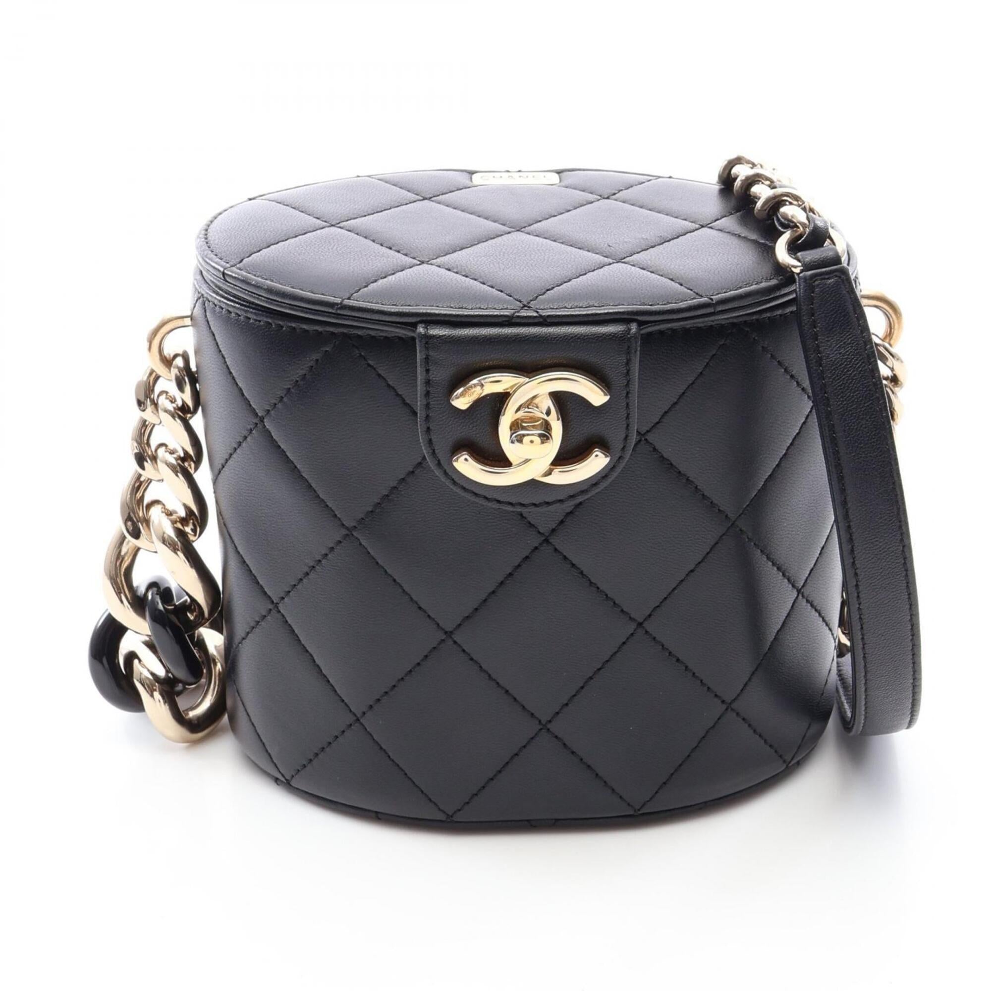 Chanel Black Leather Handbag Shoulder Bag (Pre-Owned)