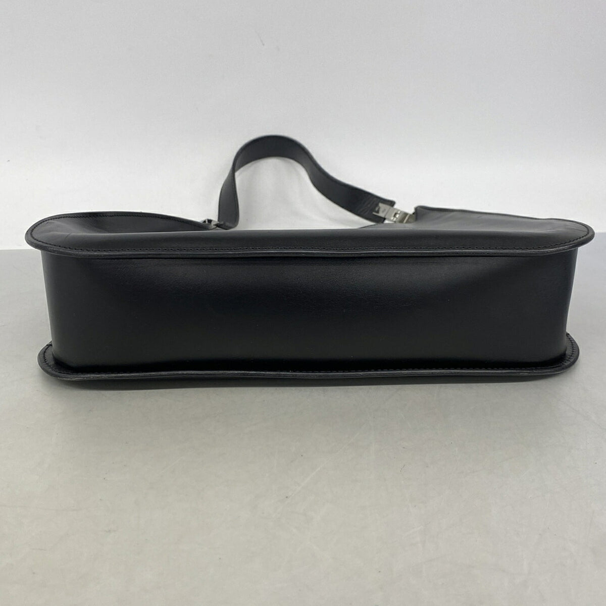 Gucci Black Leather Shoulder Bag (Pre-Owned)