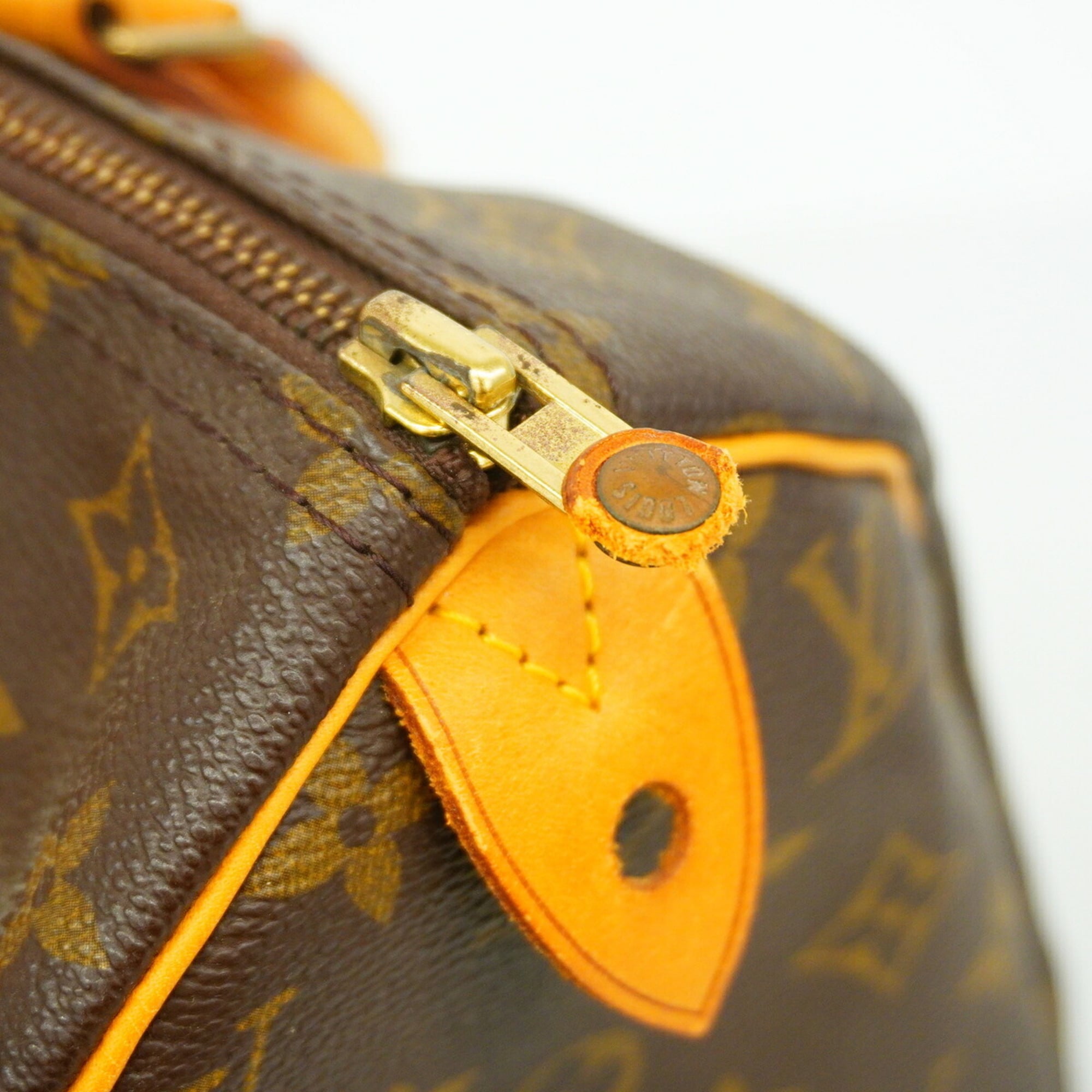 Louis Vuitton Brown Handbag (Pre-Owned)