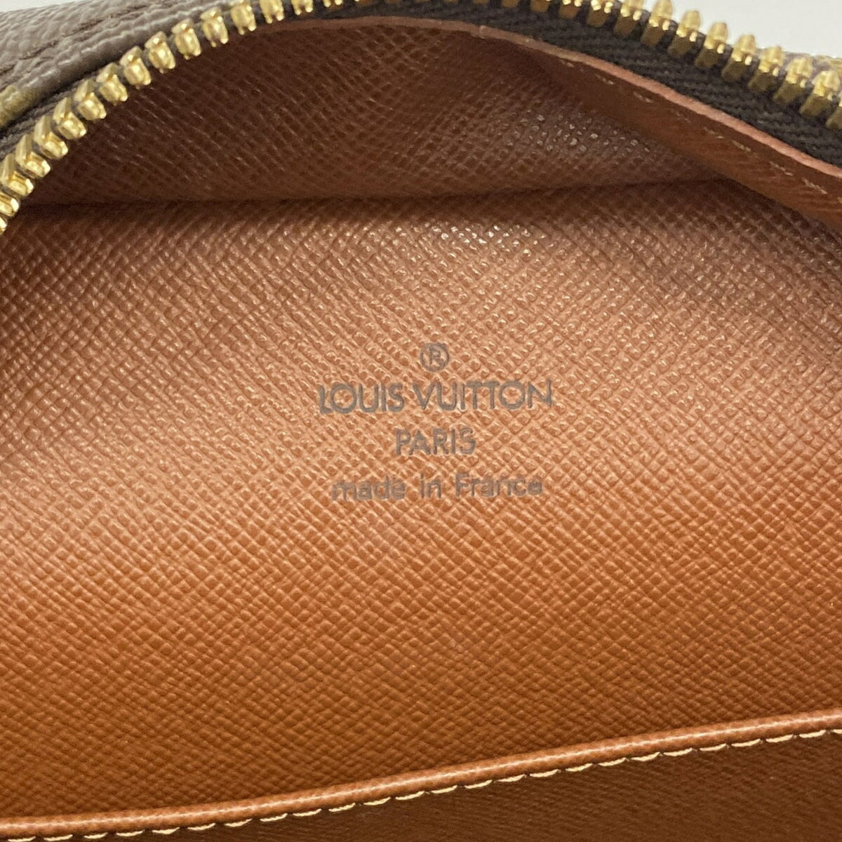 Louis Vuitton Brown Shoulder Bag (Pre-Owned)