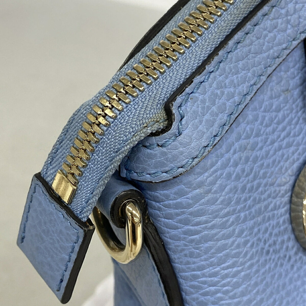 Gucci Sky Blue Leather Handbag (Pre-Owned)