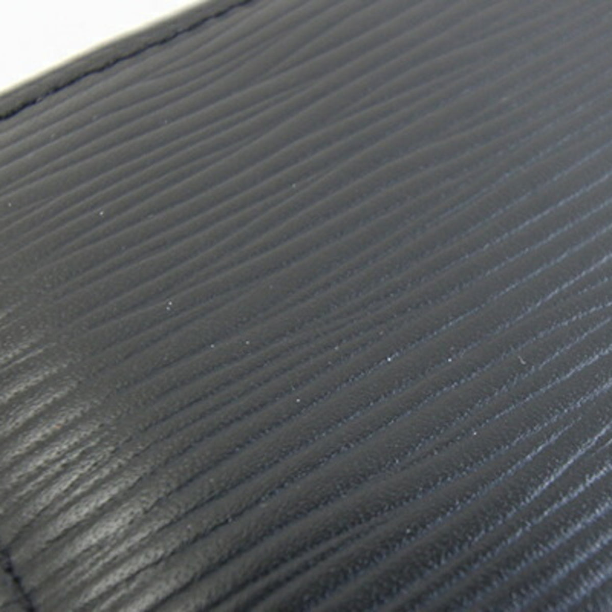 Louis Vuitton Epi Black Noir Epi Leather Bill Wallet (Bi-Fold) (Pre-Owned)