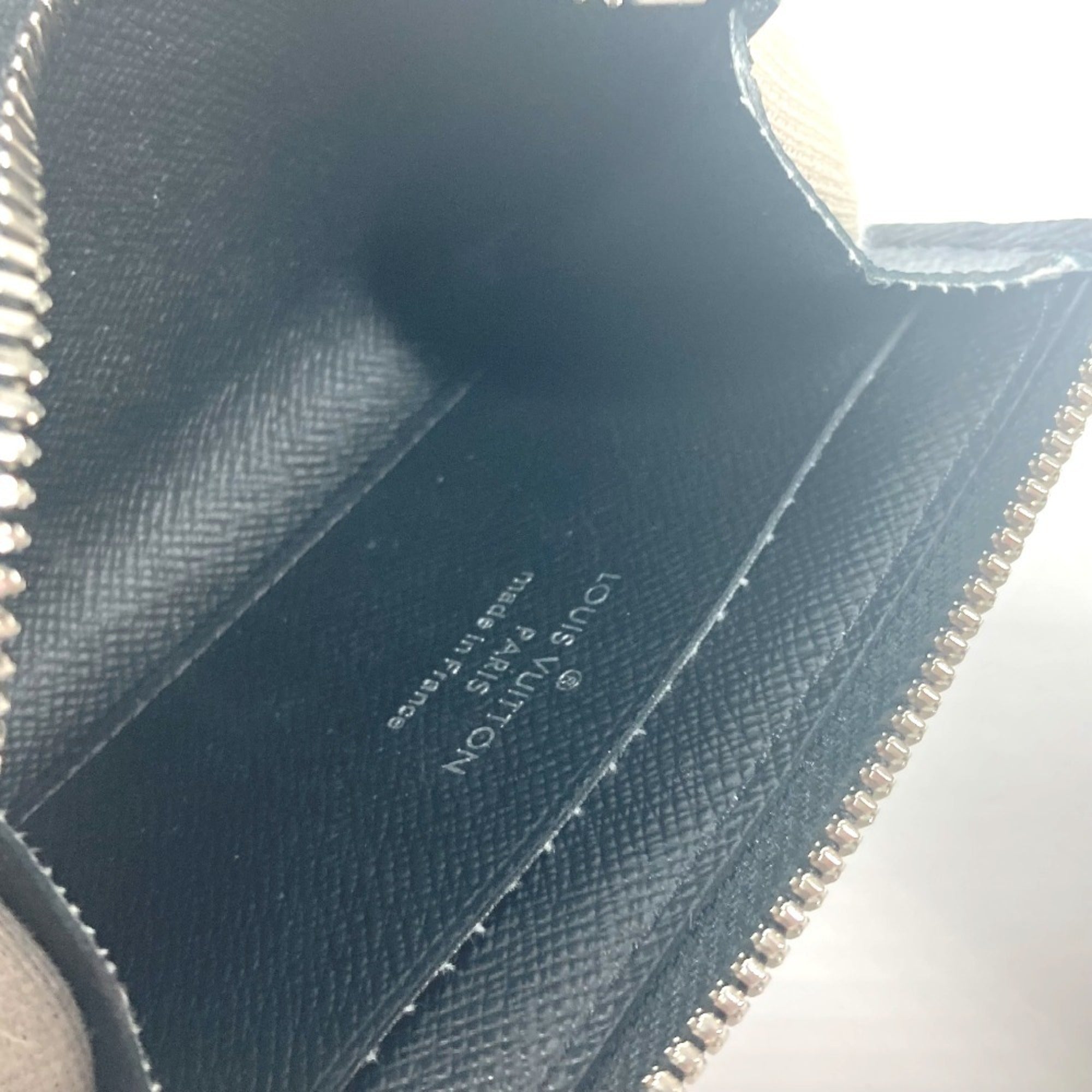 Louis Vuitton Ardoise Black Taiga Leather Coin Purse/Coin Case (Pre-Owned)
