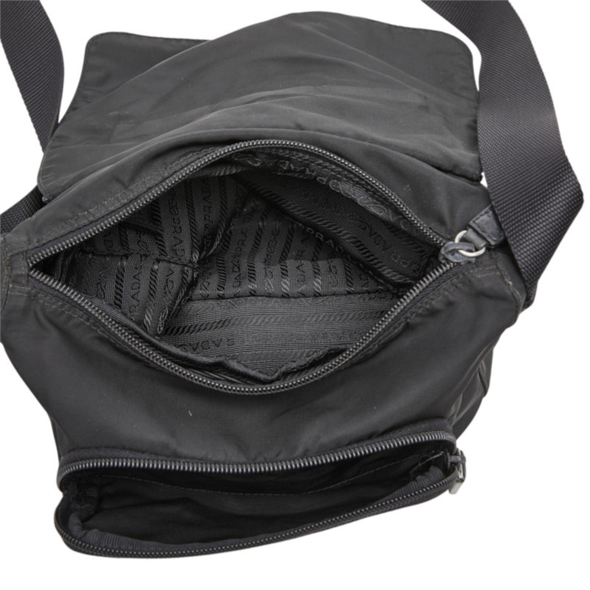Prada Black Nylon Shoulder Bag (Pre-Owned)