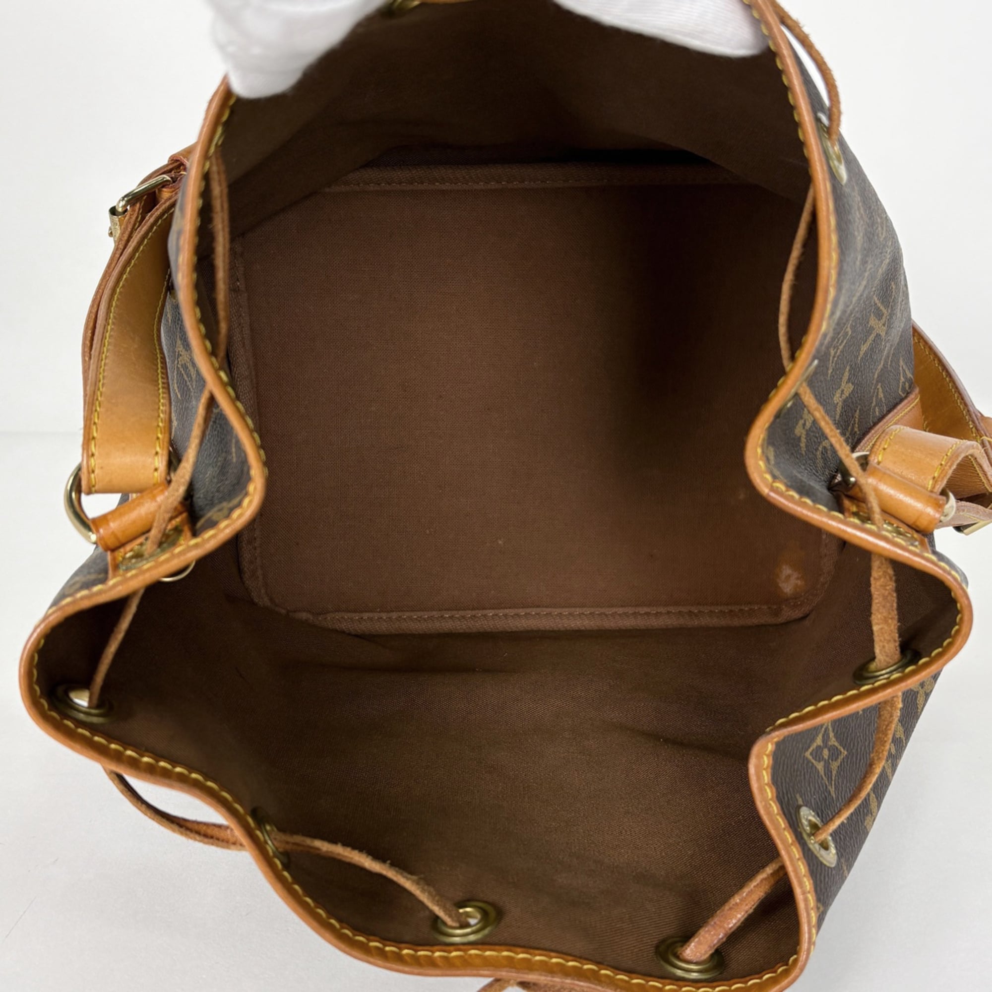 Louis Vuitton Brown Monogram Shoulder Bag (Pre-Owned)