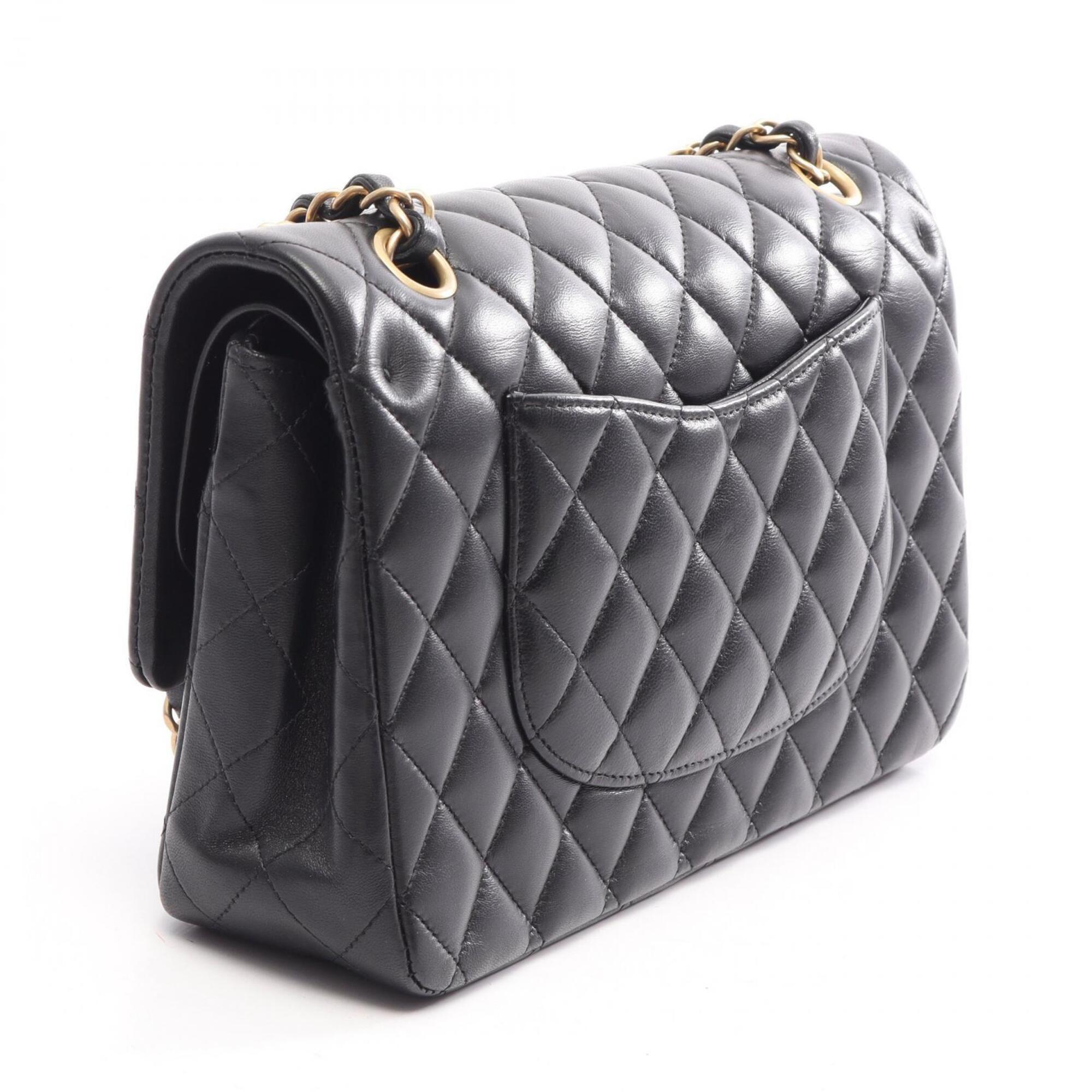 Chanel Black Leather Handbag Shoulder Bag (Pre-Owned)