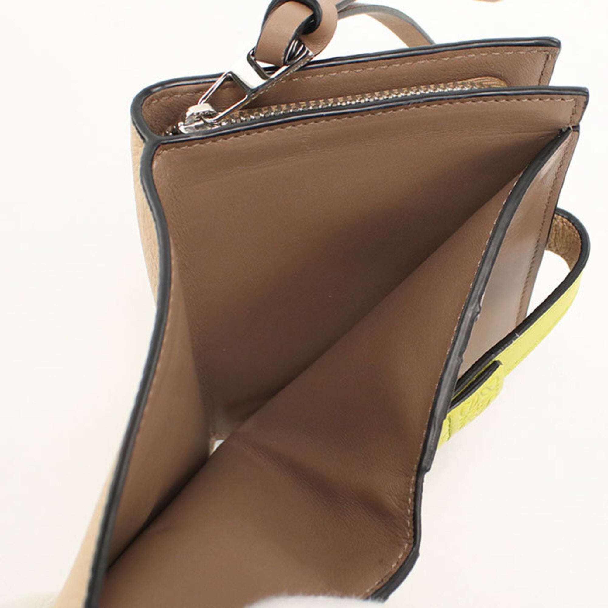 Loewe Beige Wallet (Bi-Fold) (Pre-Owned)