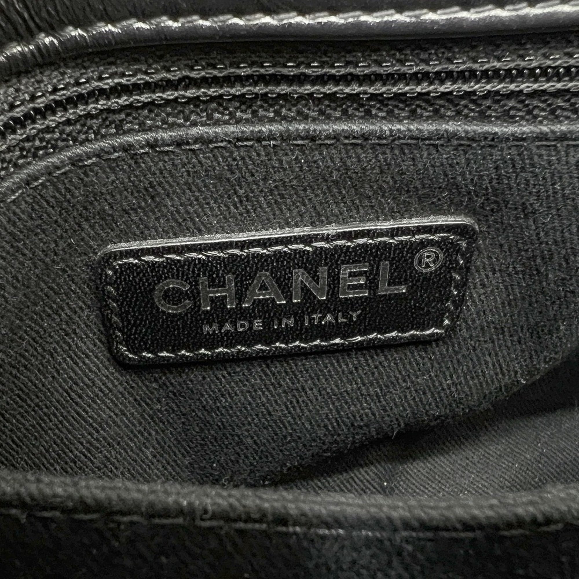 Chanel Metallic Gray Leather Handbag Shoulder Bag (Pre-Owned)