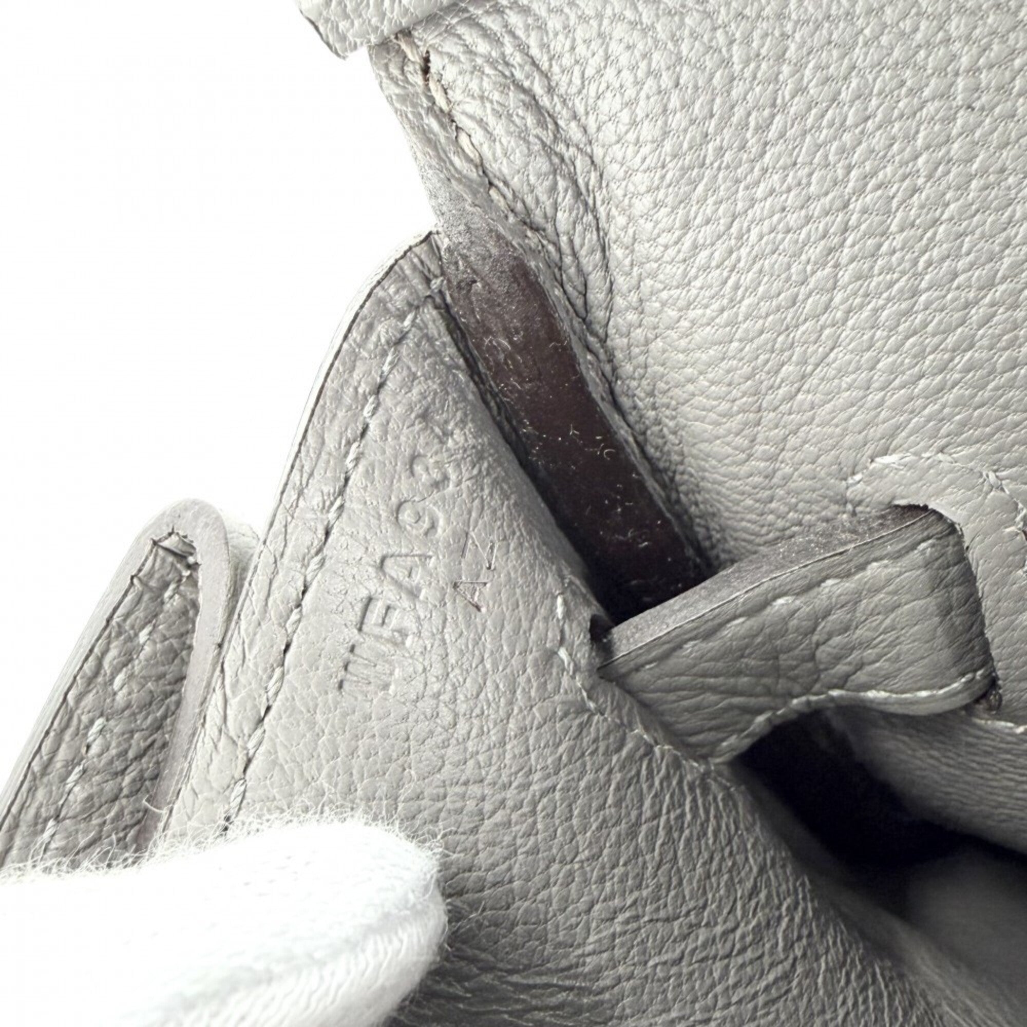 Hermes Gray Togo Leather Handbag (Pre-Owned)