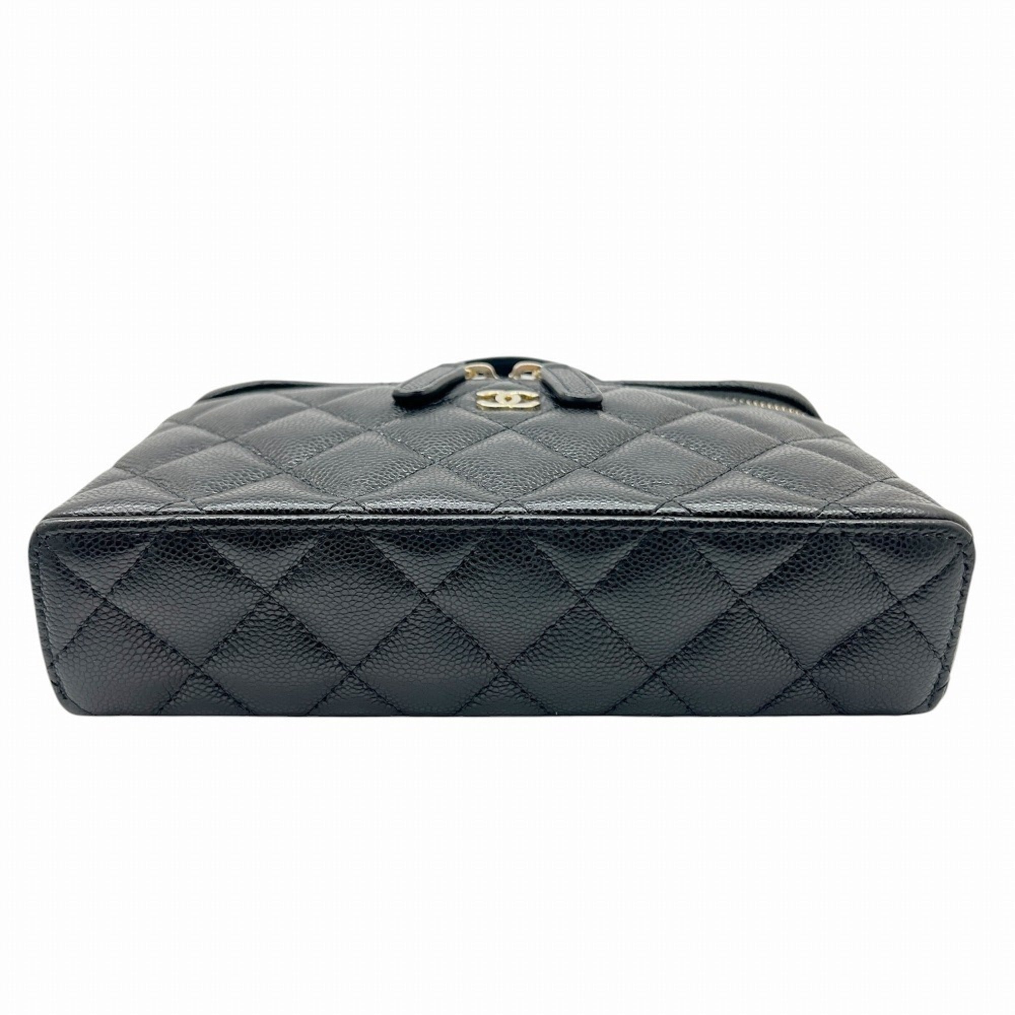 Chanel Black Grained Calfskin Shoulder Bag (Pre-Owned)