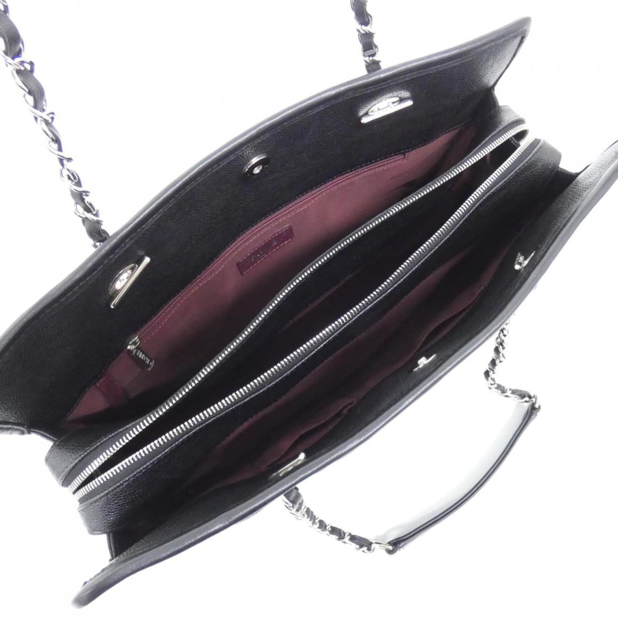 Chanel Black Grained Calfskin Shoulder Bag (Pre-Owned)