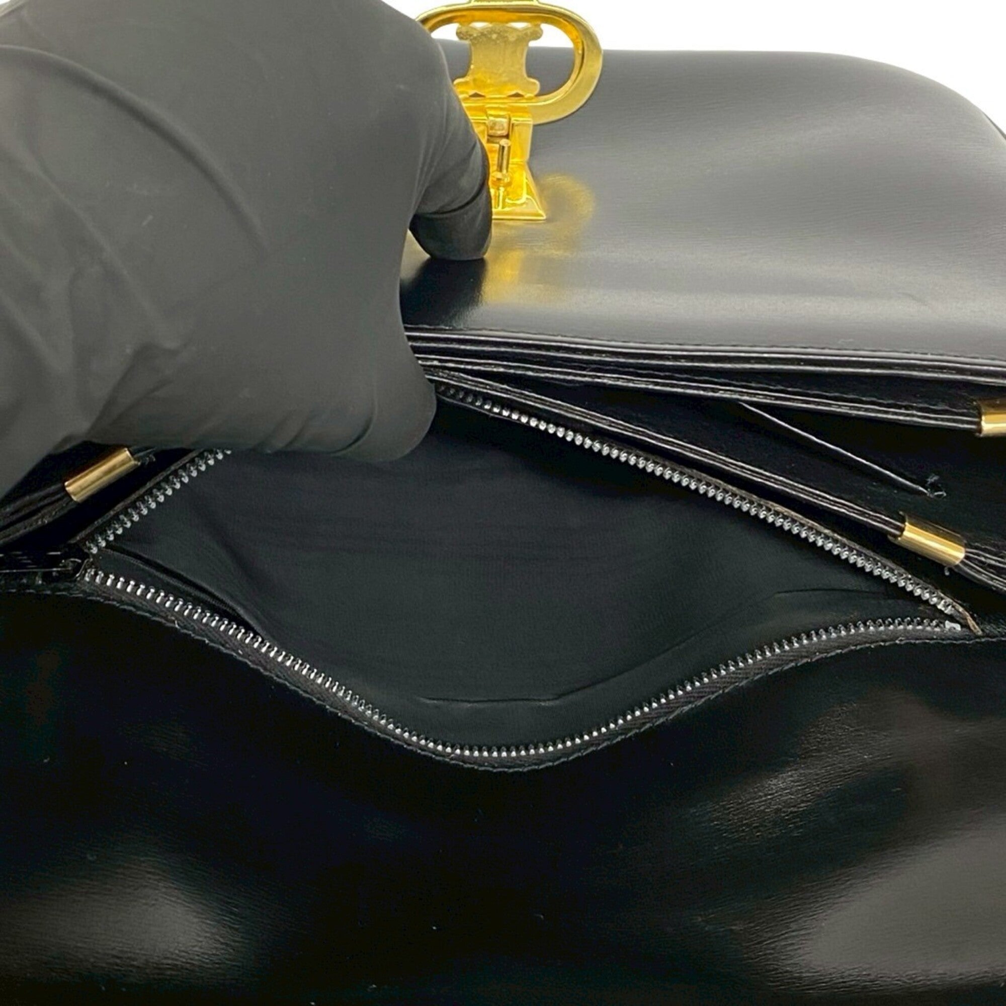Celine Black Leather Pochette Shoulder Bag (Pre-Owned)