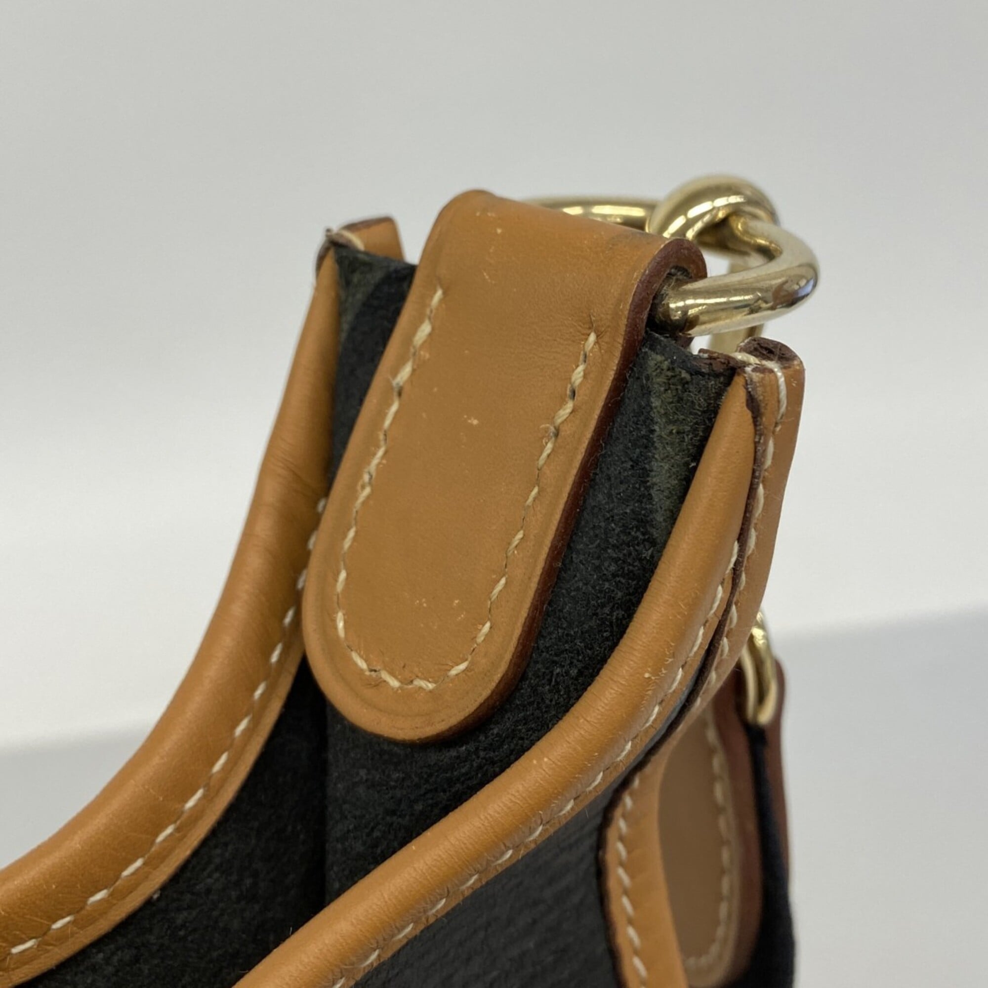 Hermes Black Gold Ardennes Leather Shoulder Bag (Pre-Owned)