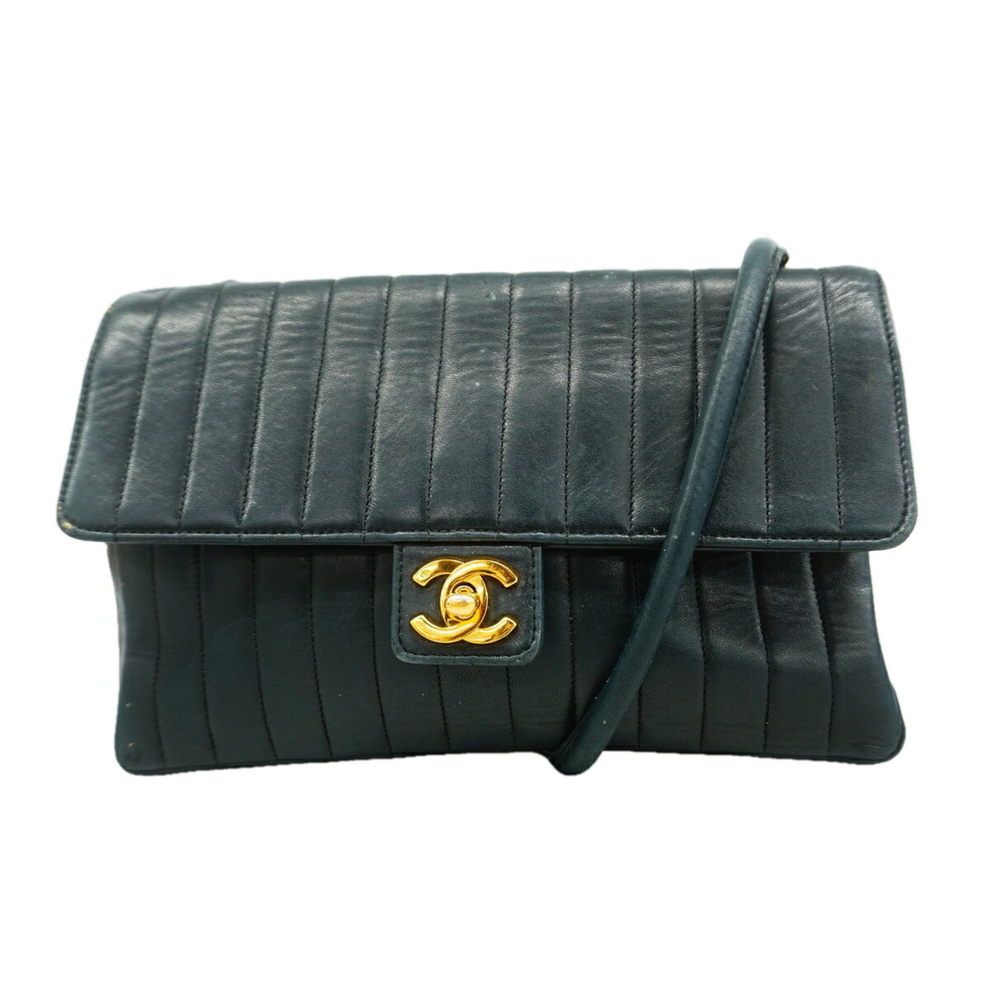 Chanel Black Leather Shoulder Bag (Pre-Owned)