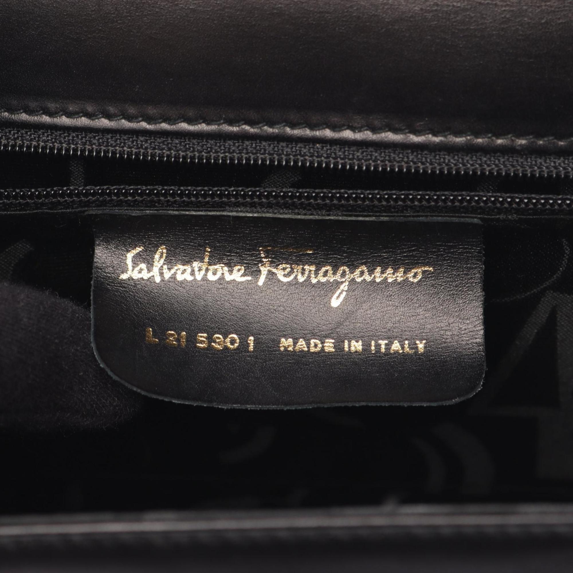 Salvatore Ferragamo Black Leather Handbag (Pre-Owned)