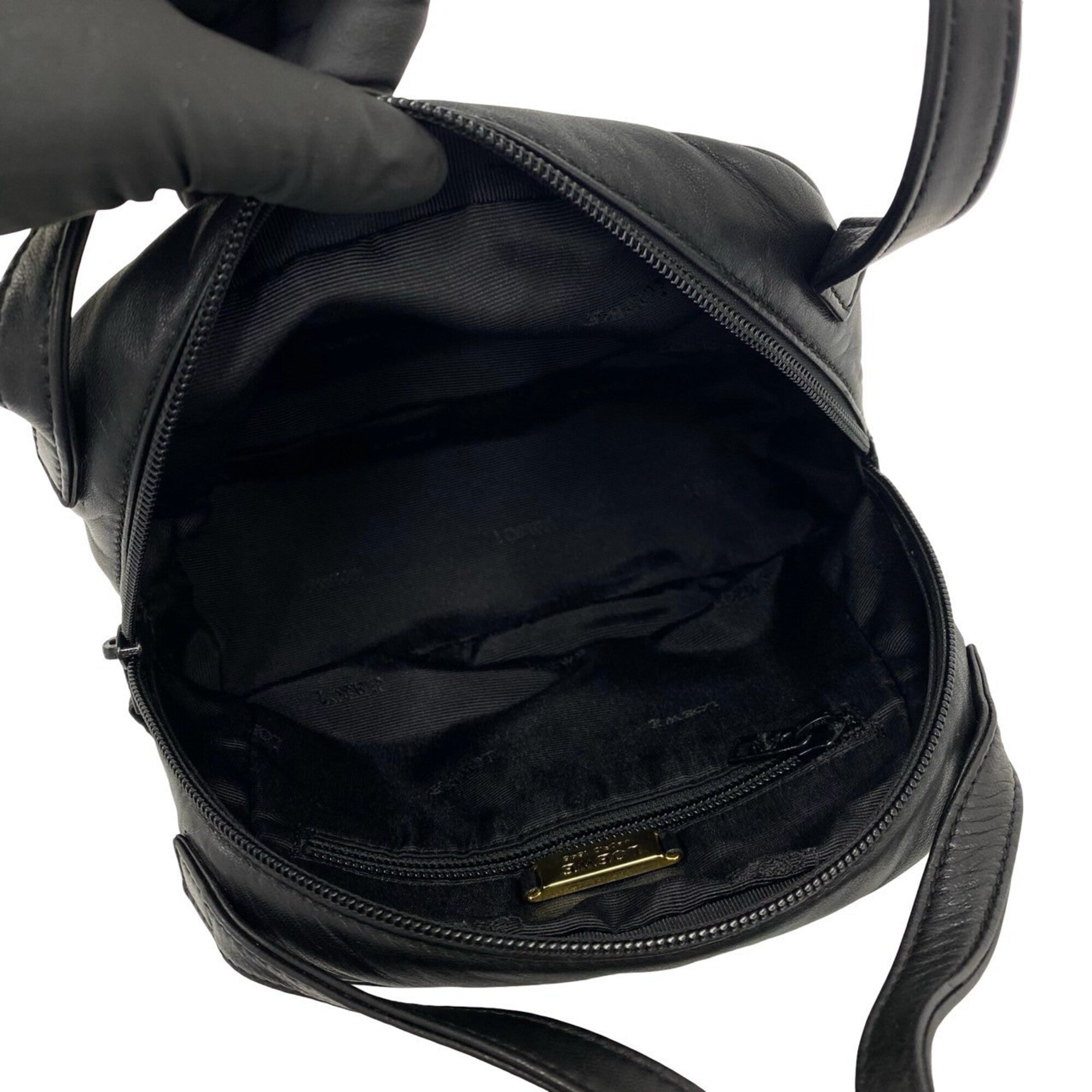 Loewe Black Leather Boston Bag Handbag (Pre-Owned)