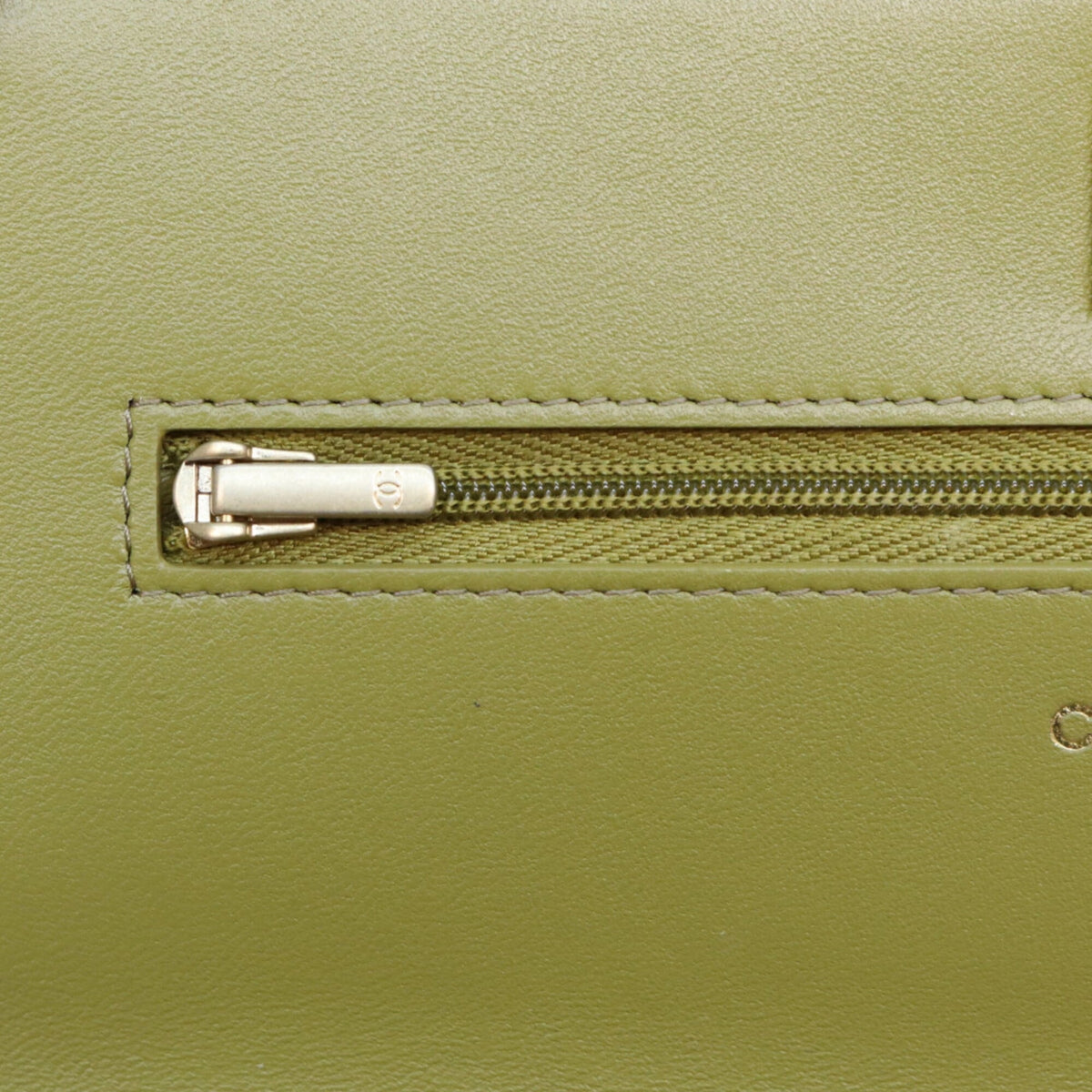 Chanel Khaki Leather Shoulder Bag (Pre-Owned)