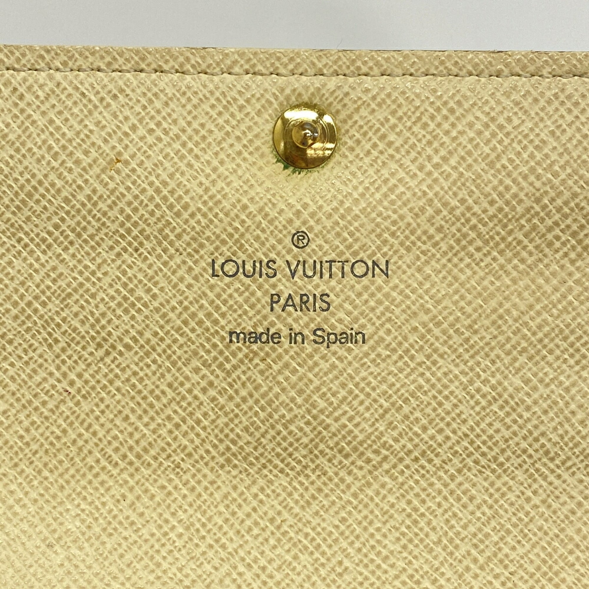 Louis Vuitton White Long Wallet (Bi-Fold) (Pre-Owned)