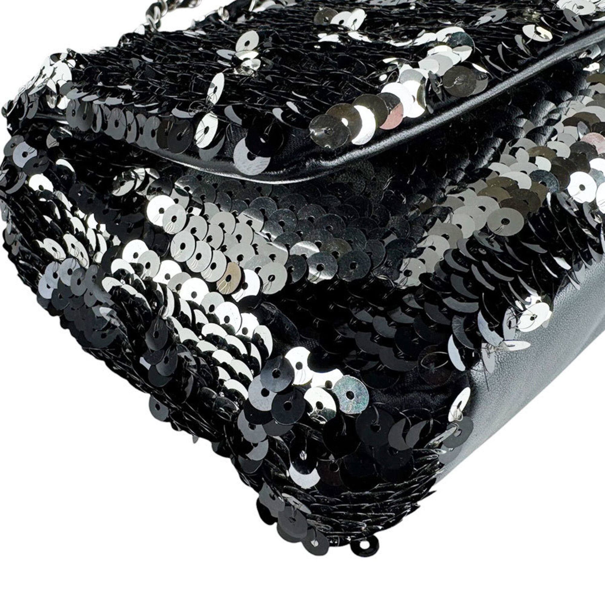 Chanel Black Spangles Leather Shoulder Bag (Pre-Owned)