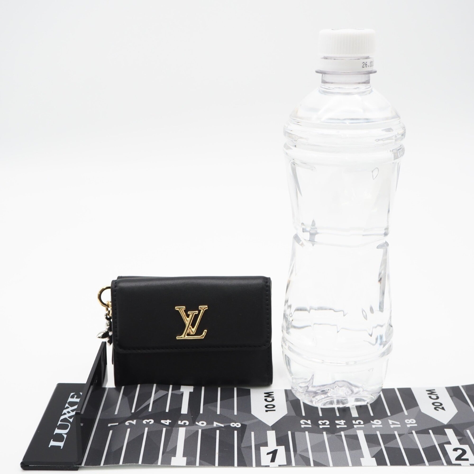 Louis Vuitton Black Leather Wallet (Tri-Fold) (Pre-Owned)