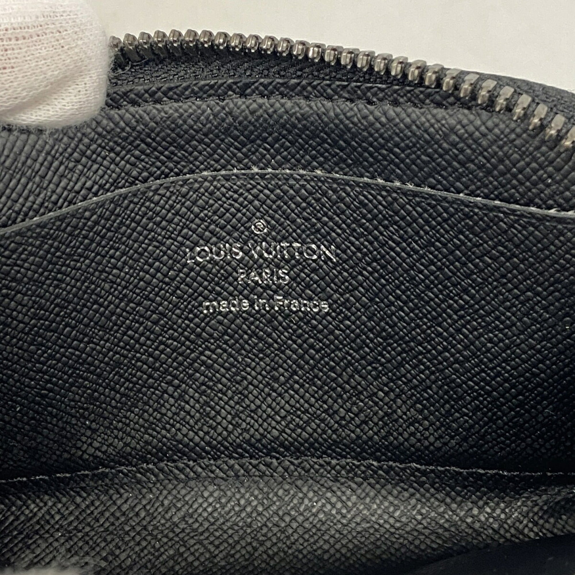 Louis Vuitton Black Coin Purse/Coin Case (Pre-Owned)