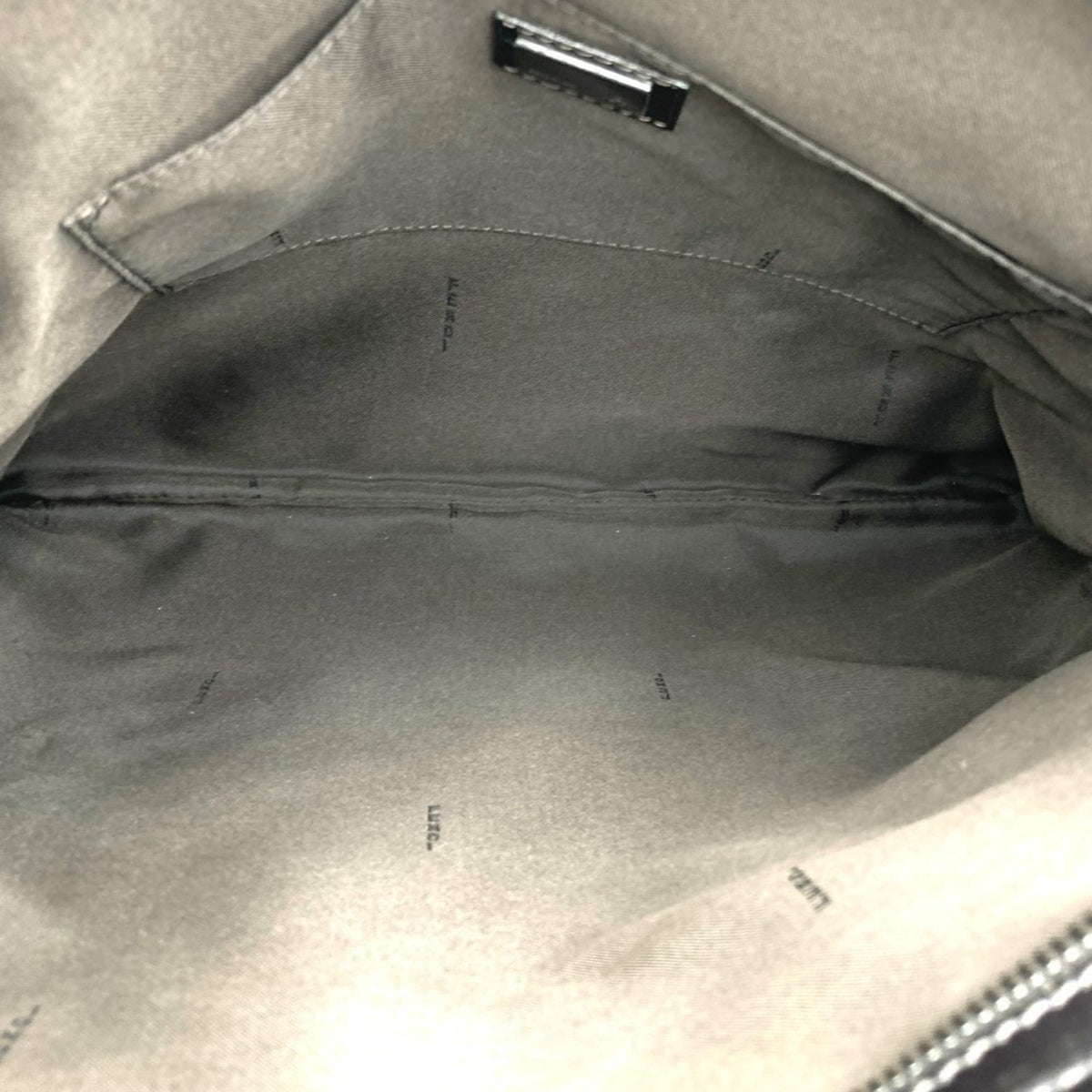 Fendi Brown Canvas Shoulder Bag (Pre-Owned)