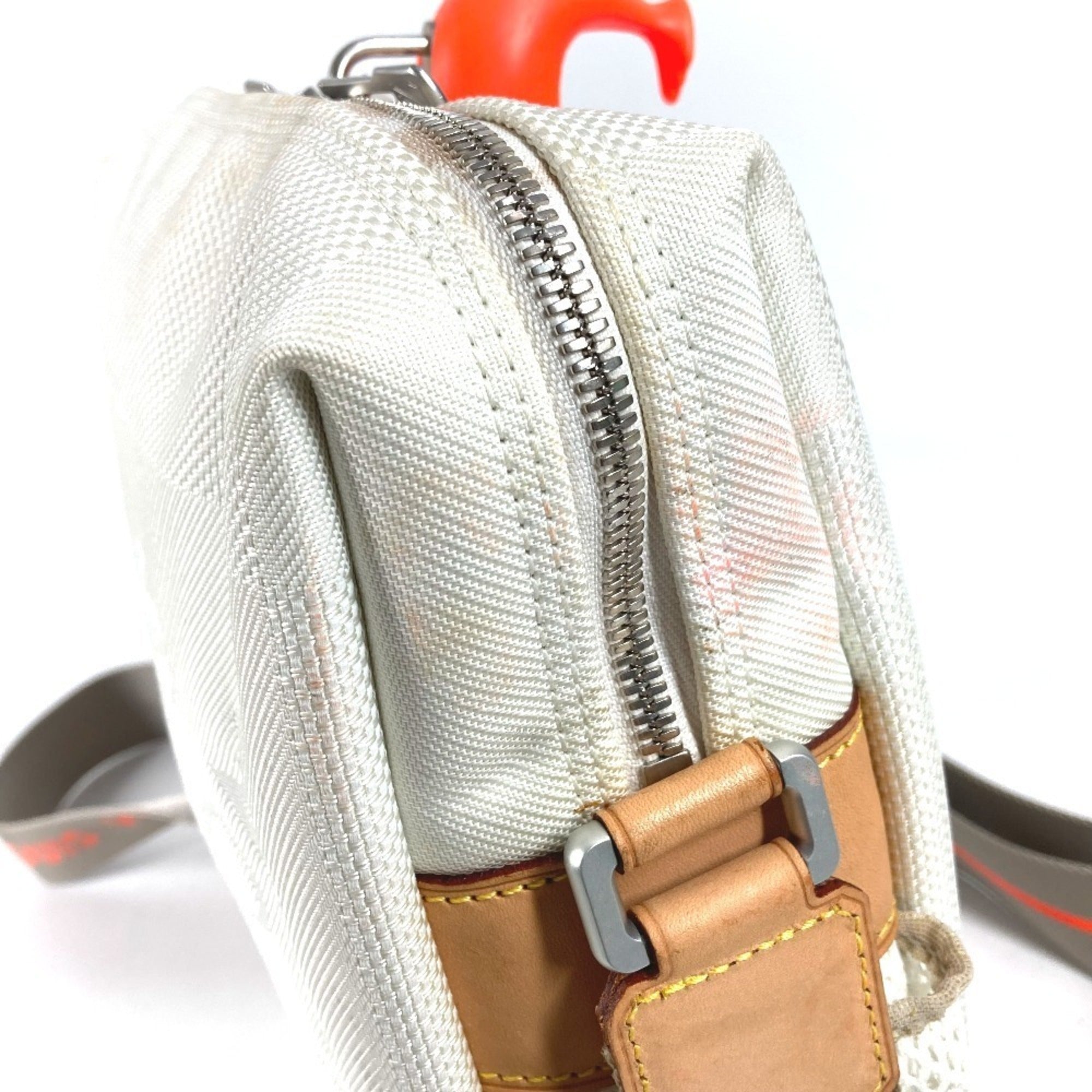 Louis Vuitton Orange White Damier Geant Pochette Shoulder Bag (Pre-Owned)