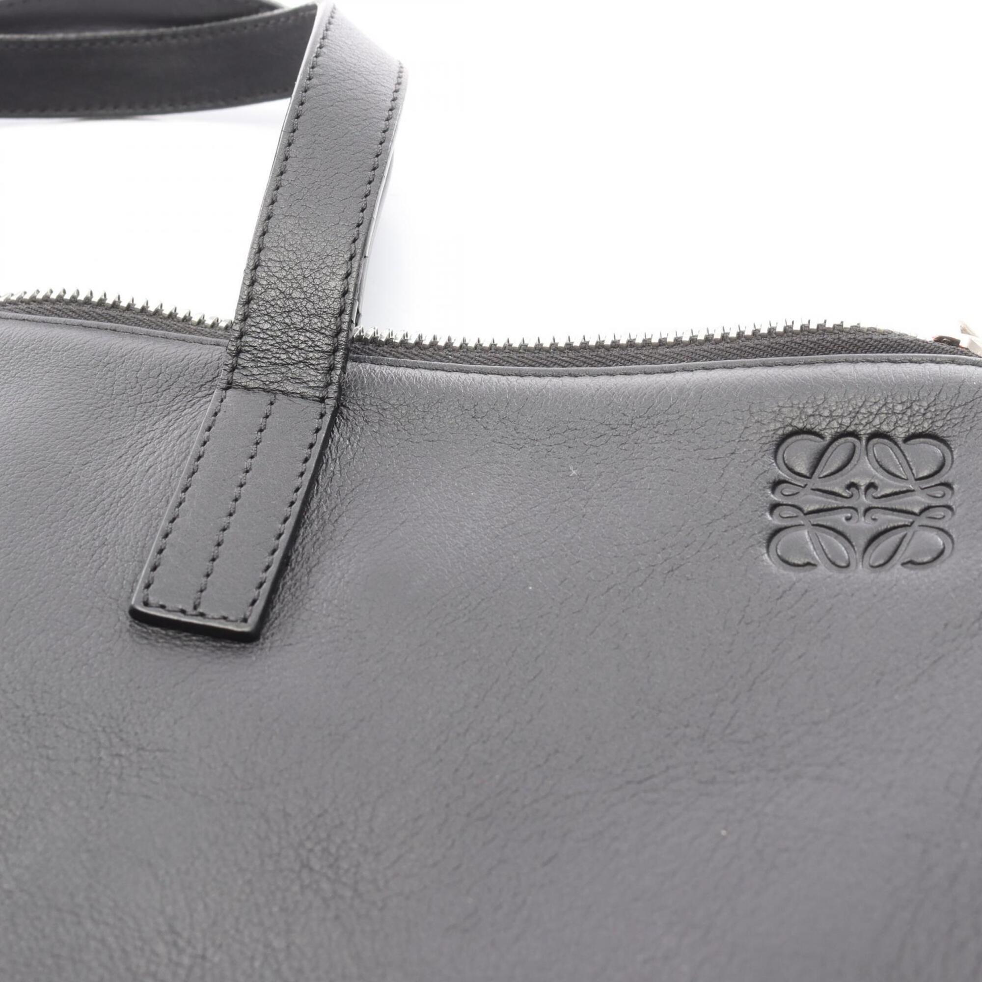 Loewe Black Leather Handbag (Pre-Owned)