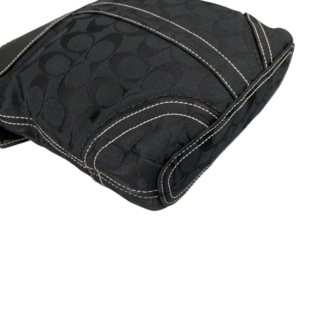Coach Black Canvas Leather Shoulder Bag (Pre-Owned)