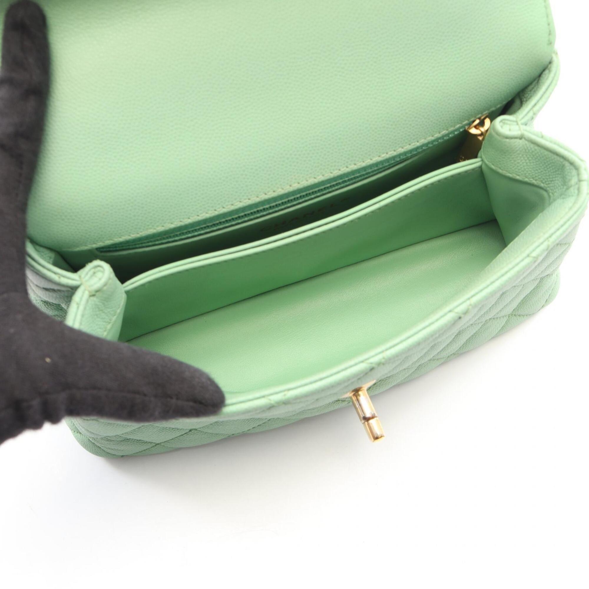 Chanel Green Grained Calfskin Handbag (Pre-Owned)