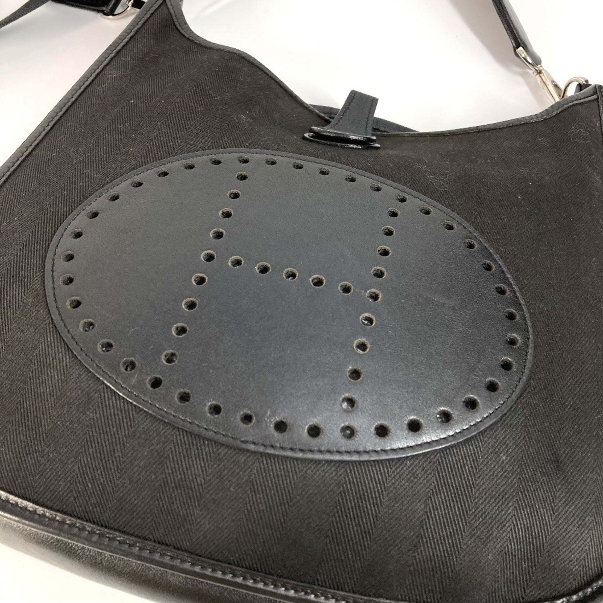 Hermes Black Leather Canvas Pochette Shoulder Bag (Pre-Owned)