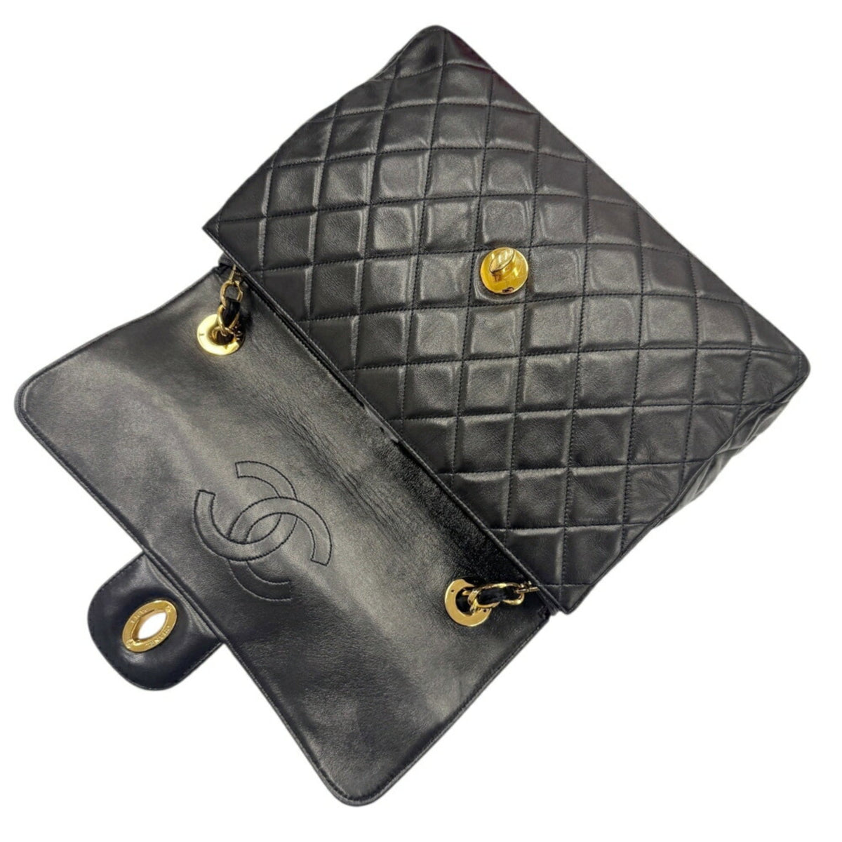 Chanel Black Leather Shoulder Bag (Pre-Owned)
