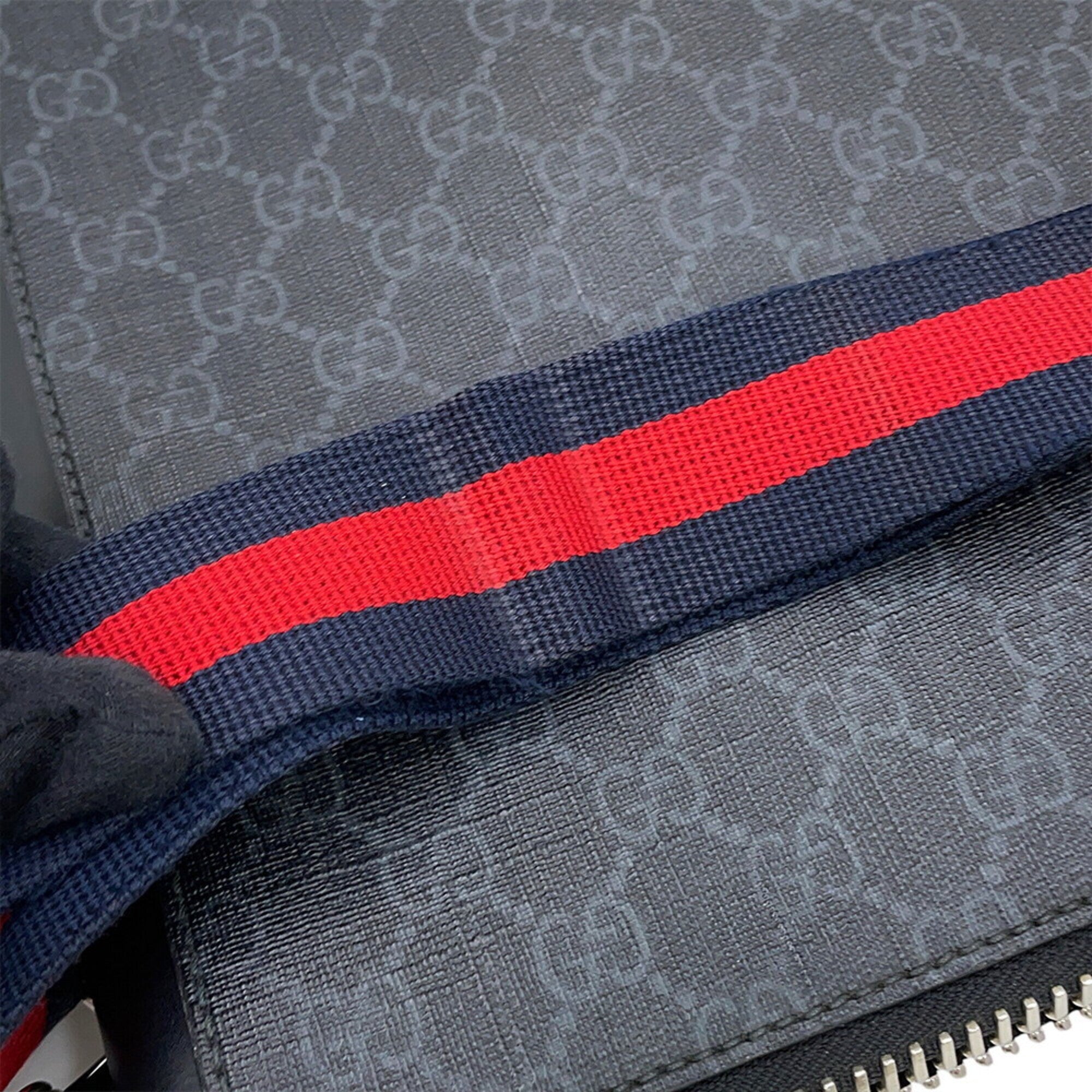 Gucci Black Gg Supreme Handbag Messenger Bag Shoulder Bag (Pre-Owned)