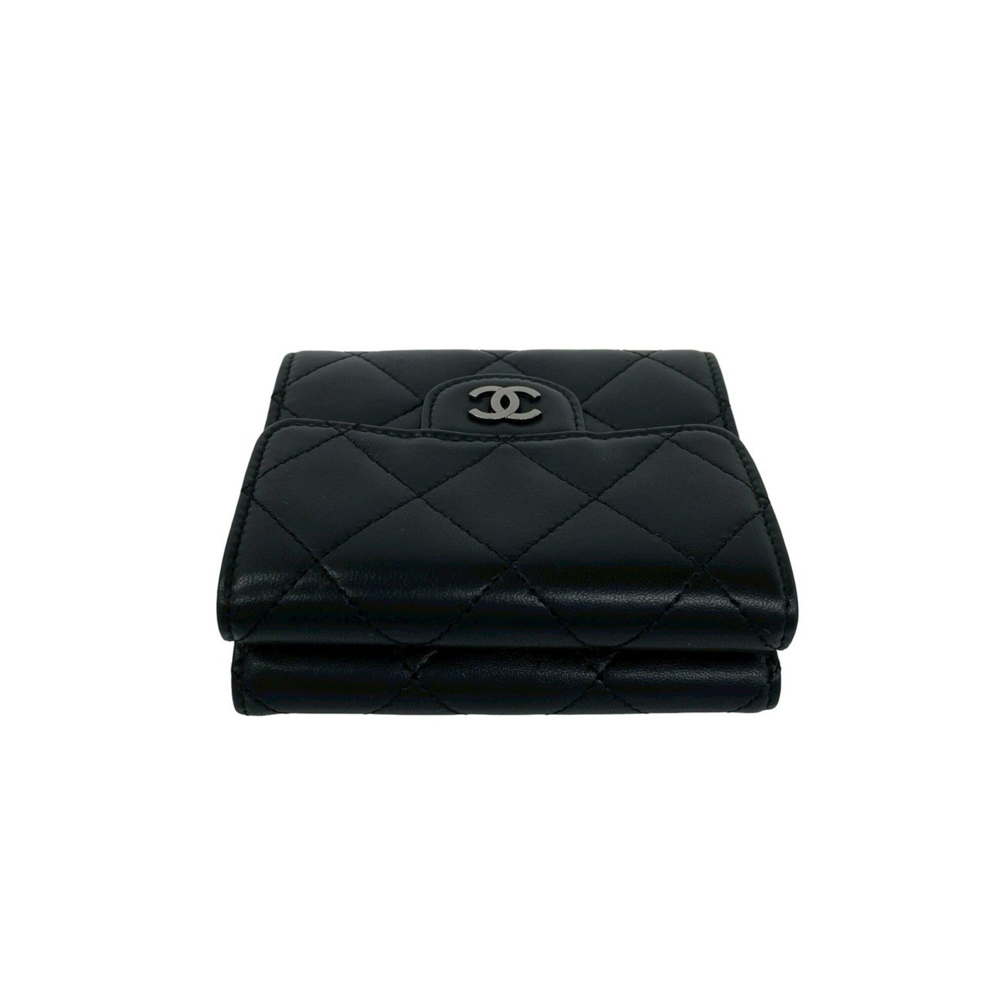 Chanel Black Leather Wallet (Tri-Fold) (Pre-Owned)