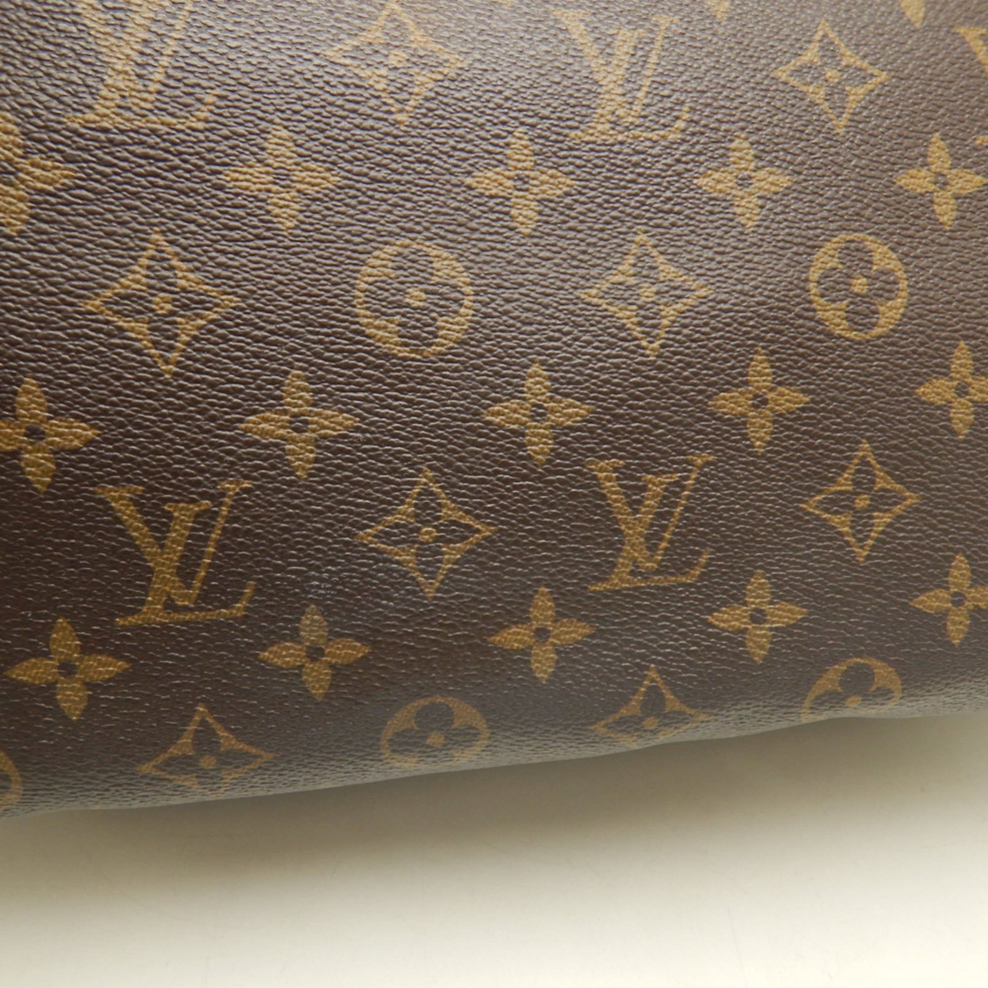 Louis Vuitton Brown Monogram Canvas Shoulder Bag (Pre-Owned)