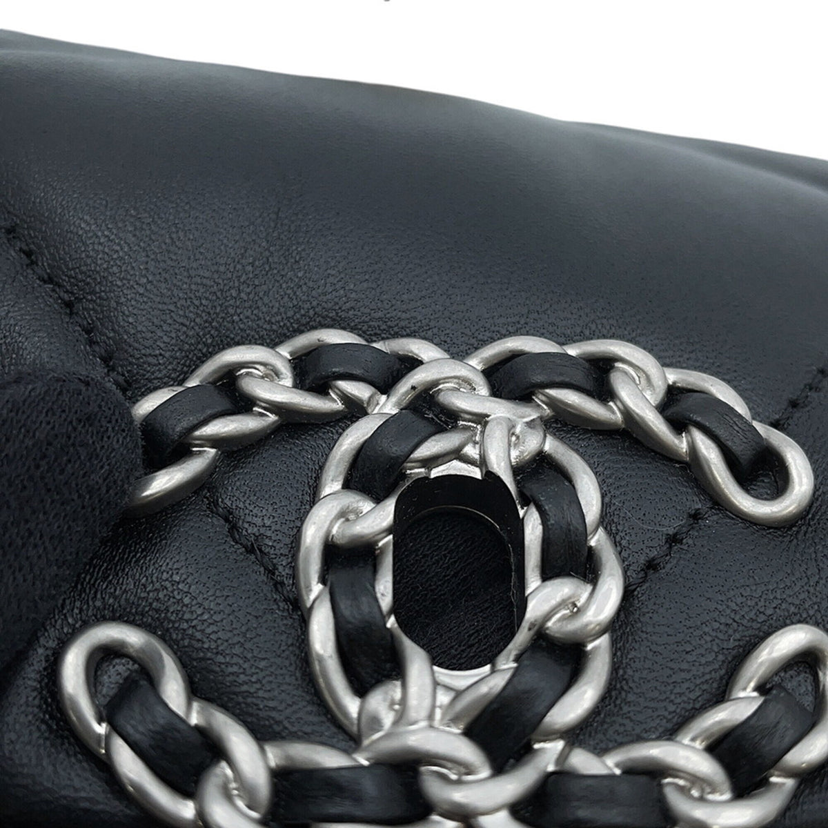 Chanel Black Leather Handbag Shoulder Bag (Pre-Owned)
