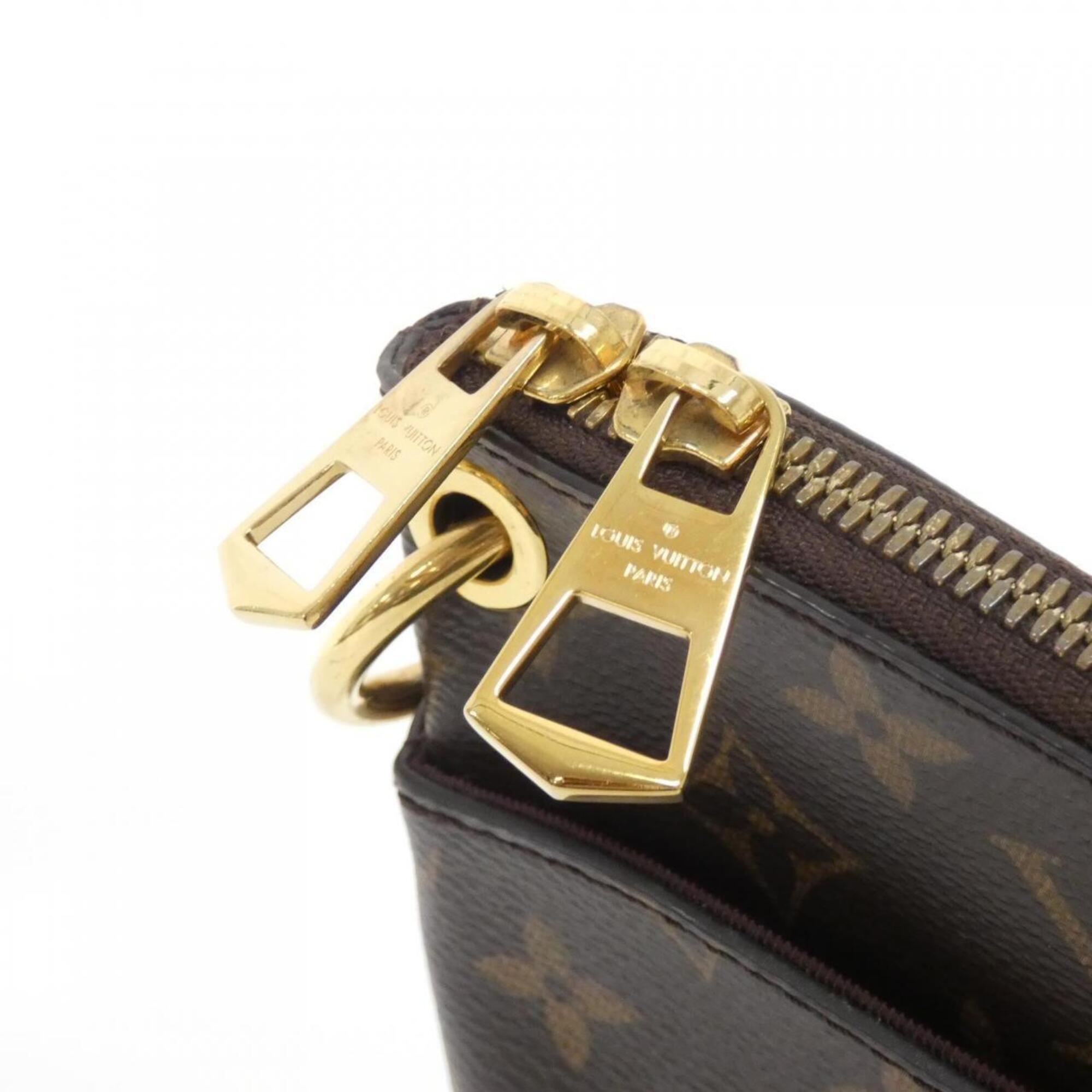 Louis Vuitton Marron Coated Canvas Shoulder Bag (Pre-Owned)