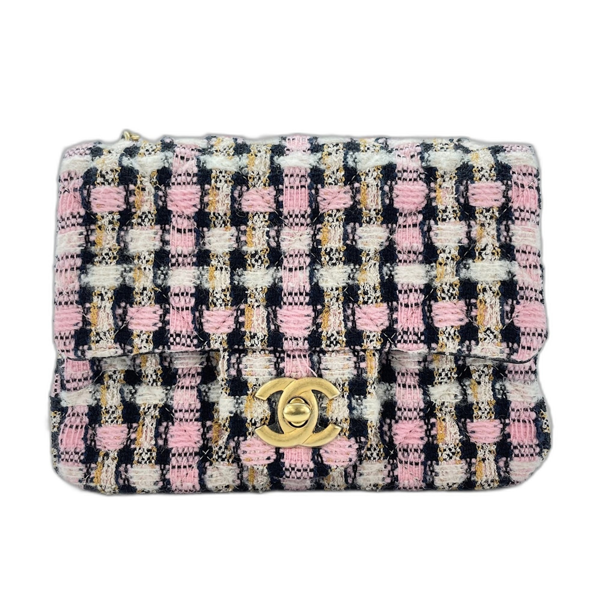 Chanel Matelasse Pink Shoulder Bag (Pre-Owned)