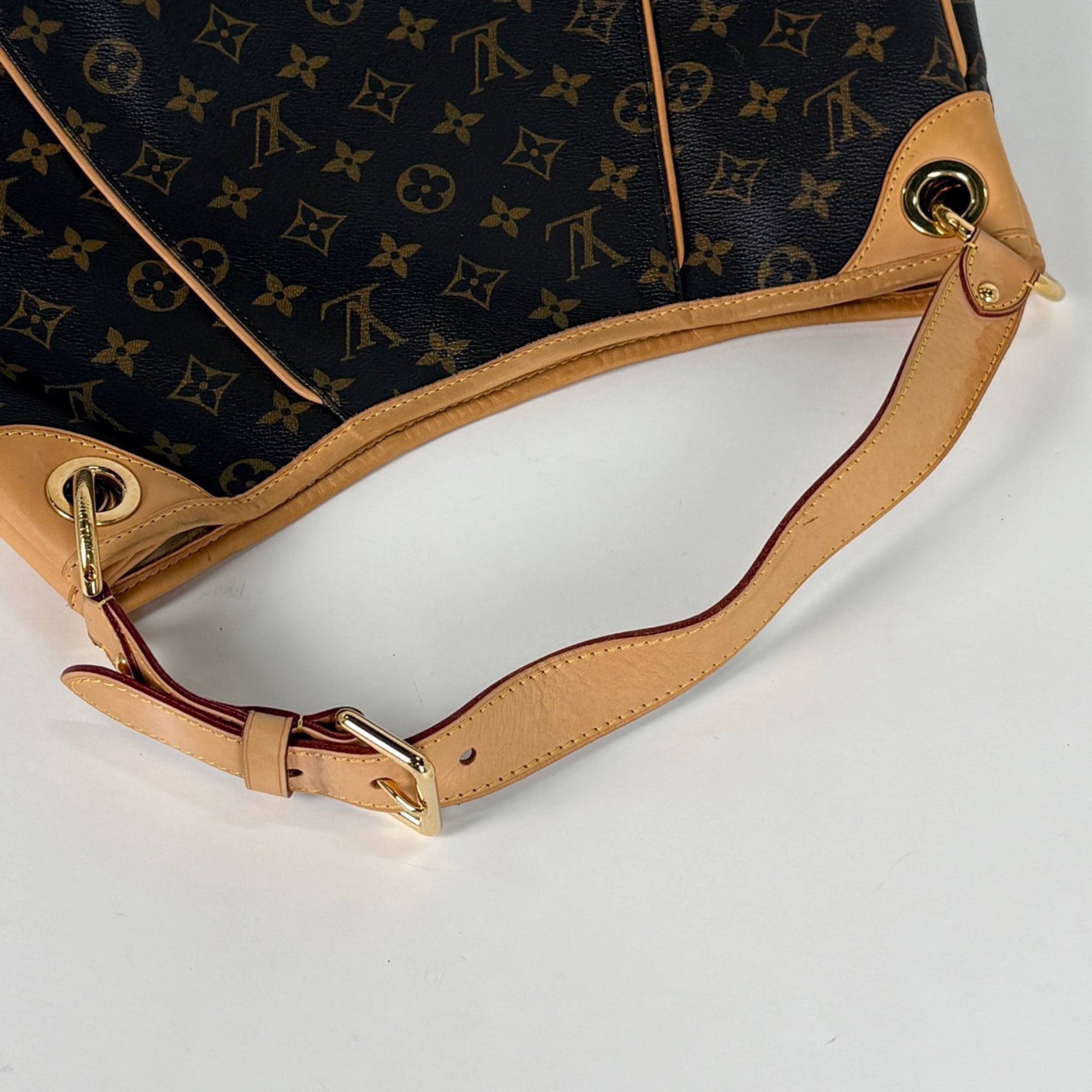 Louis Vuitton Brown Monogram Shoulder Bag (Pre-Owned)