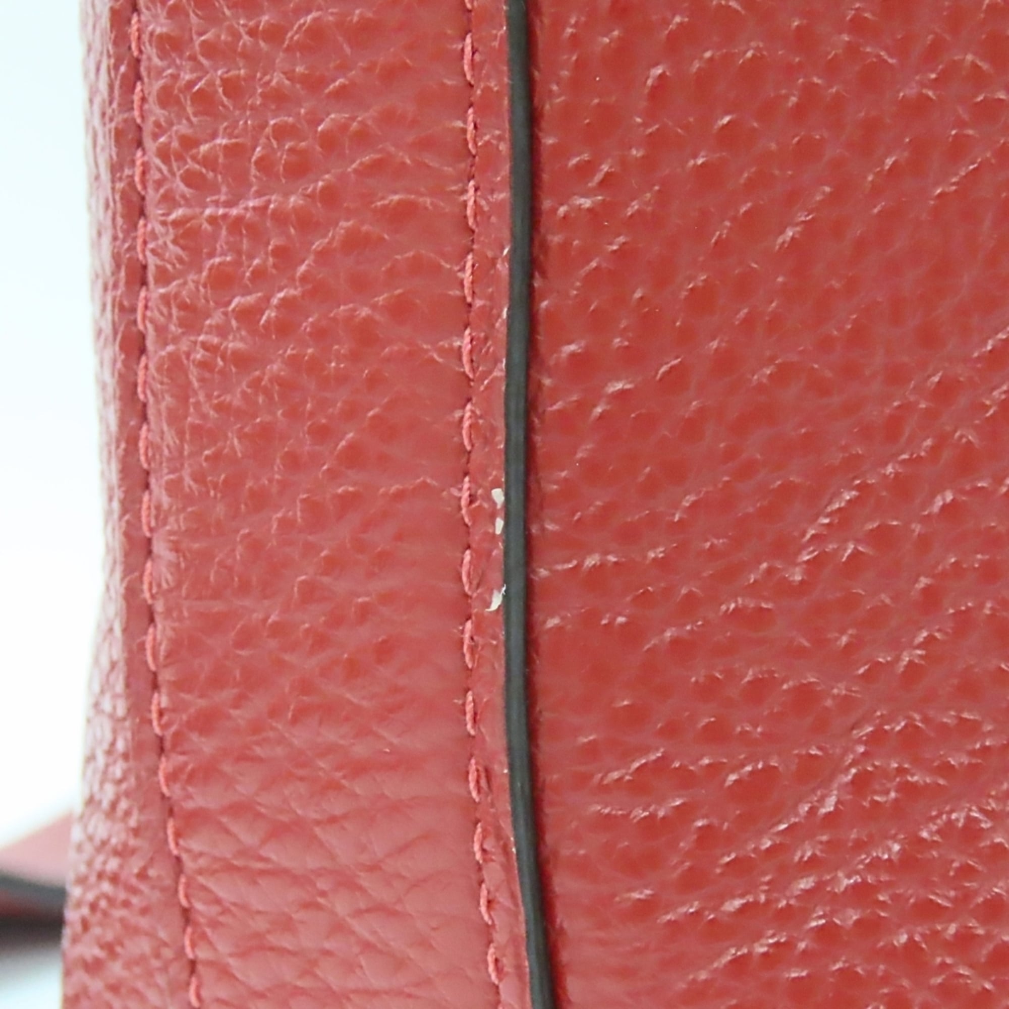 Coach Red Color Leather Shoulder Bag (Pre-Owned)
