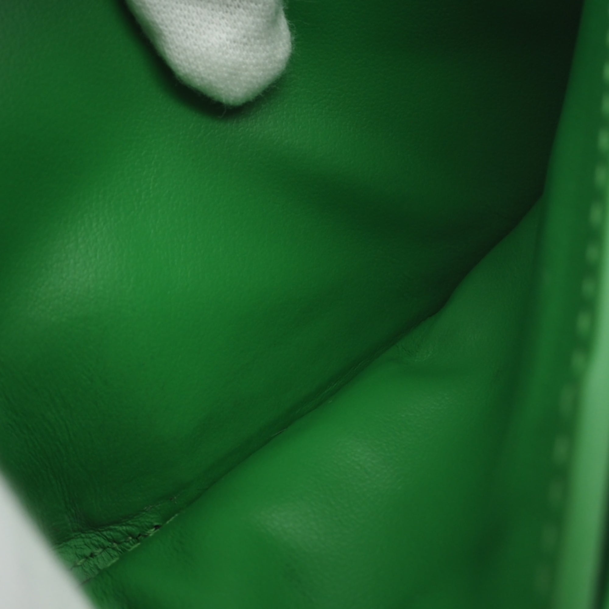 Bottega Veneta Black Green Leather Wallet (Bi-Fold) (Pre-Owned)