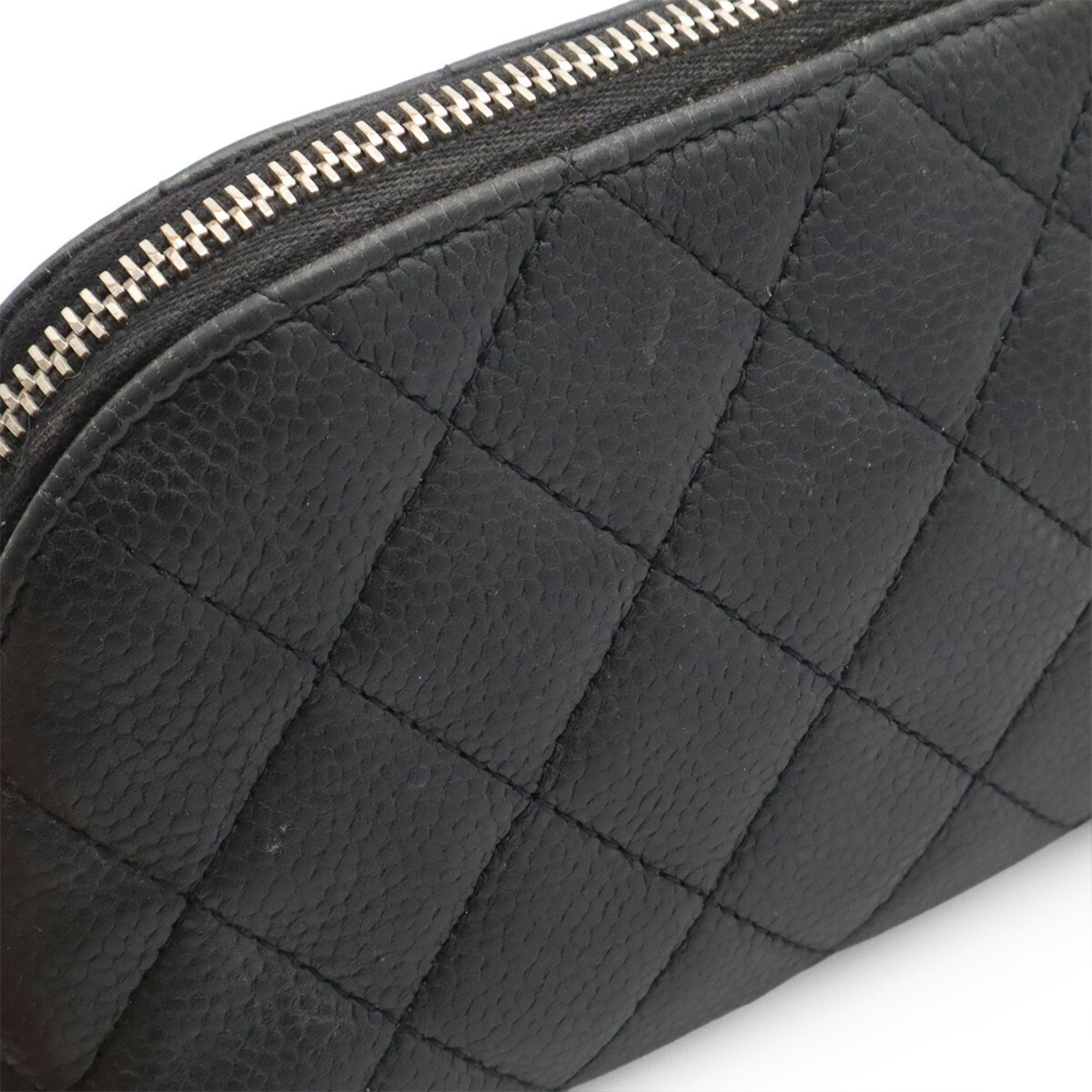 Chanel Black Grained Calfskin Pouch (Pre-Owned)