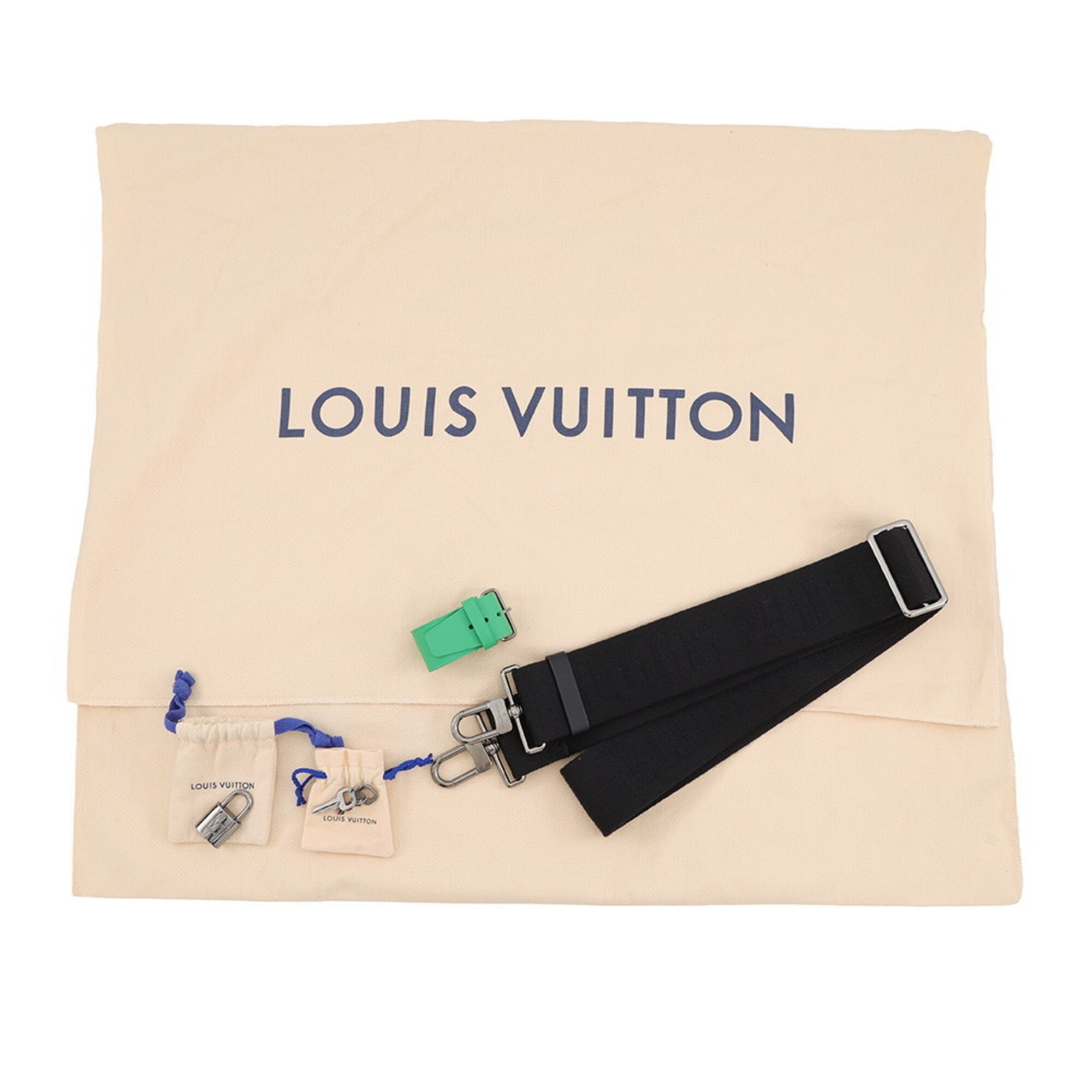 Louis Vuitton Black Monogram Eclipse Noir Monogram Eclipse Boston Bag Handbag (Pre-Owned)