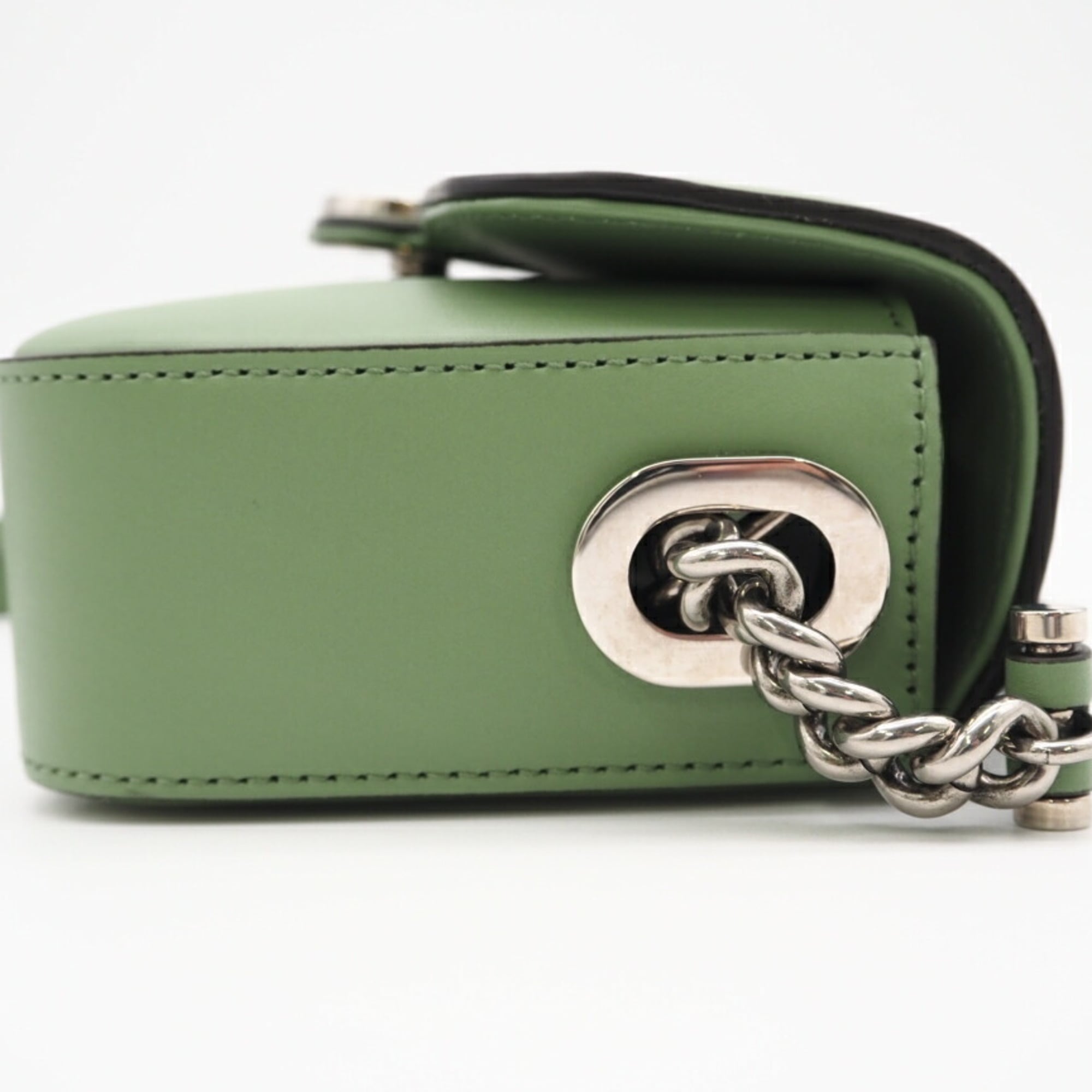 Gucci Green Leather Shoulder Bag (Pre-Owned)