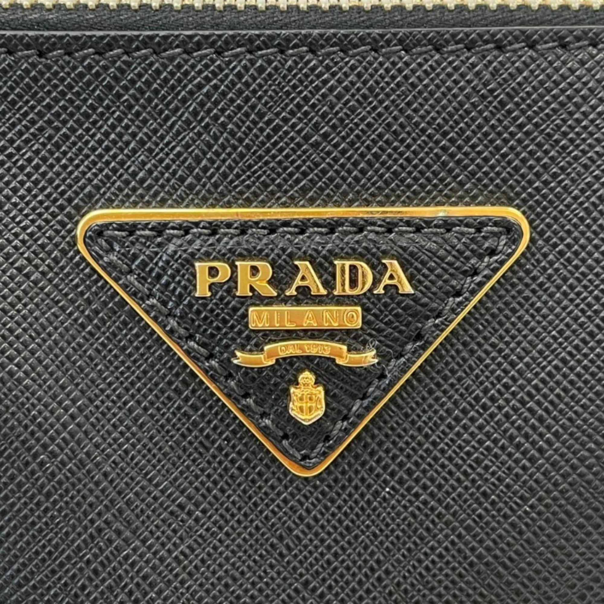 Prada Black Leather Handbag Shoulder Bag (Pre-Owned)